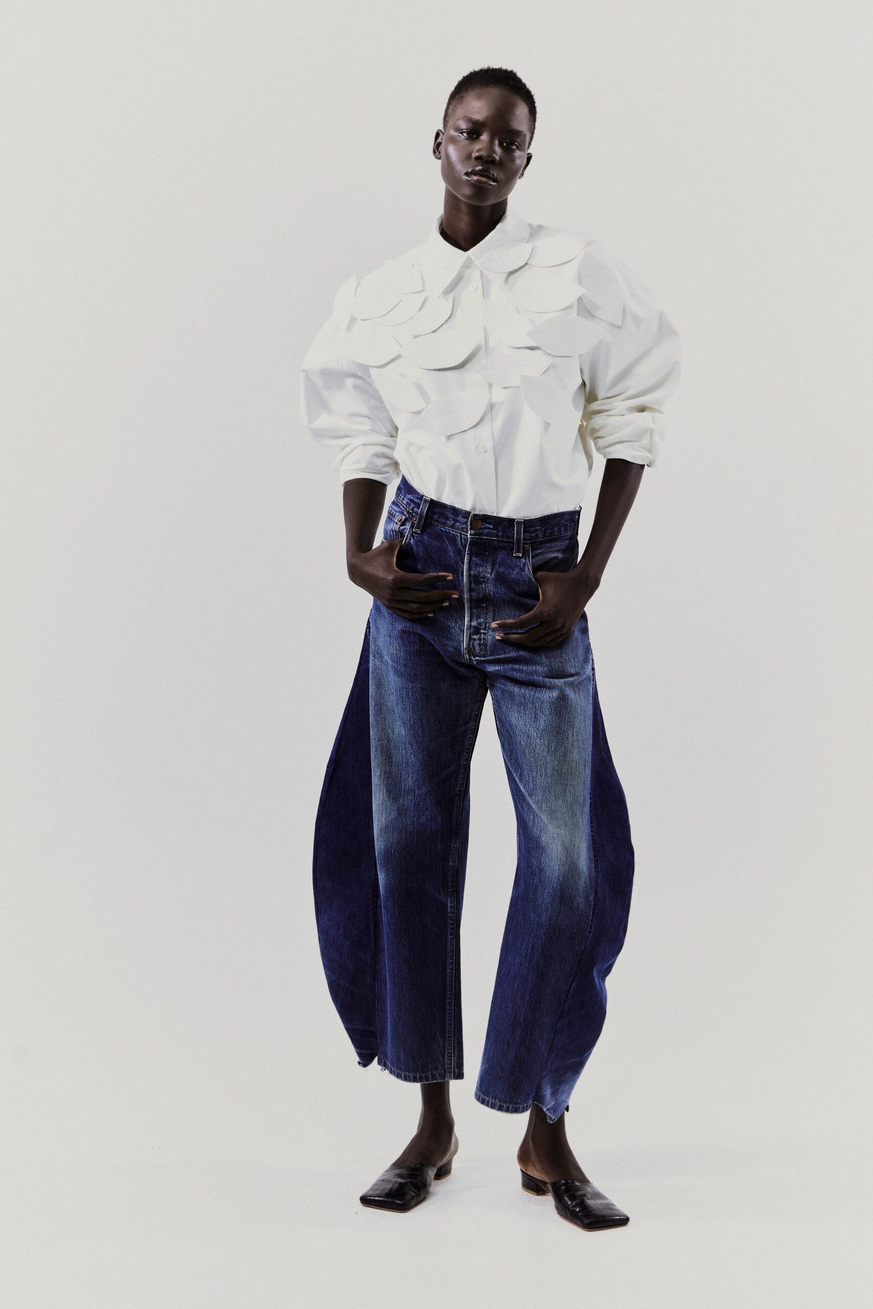A.W.A.K.E. MODE S/S 24 Look 332