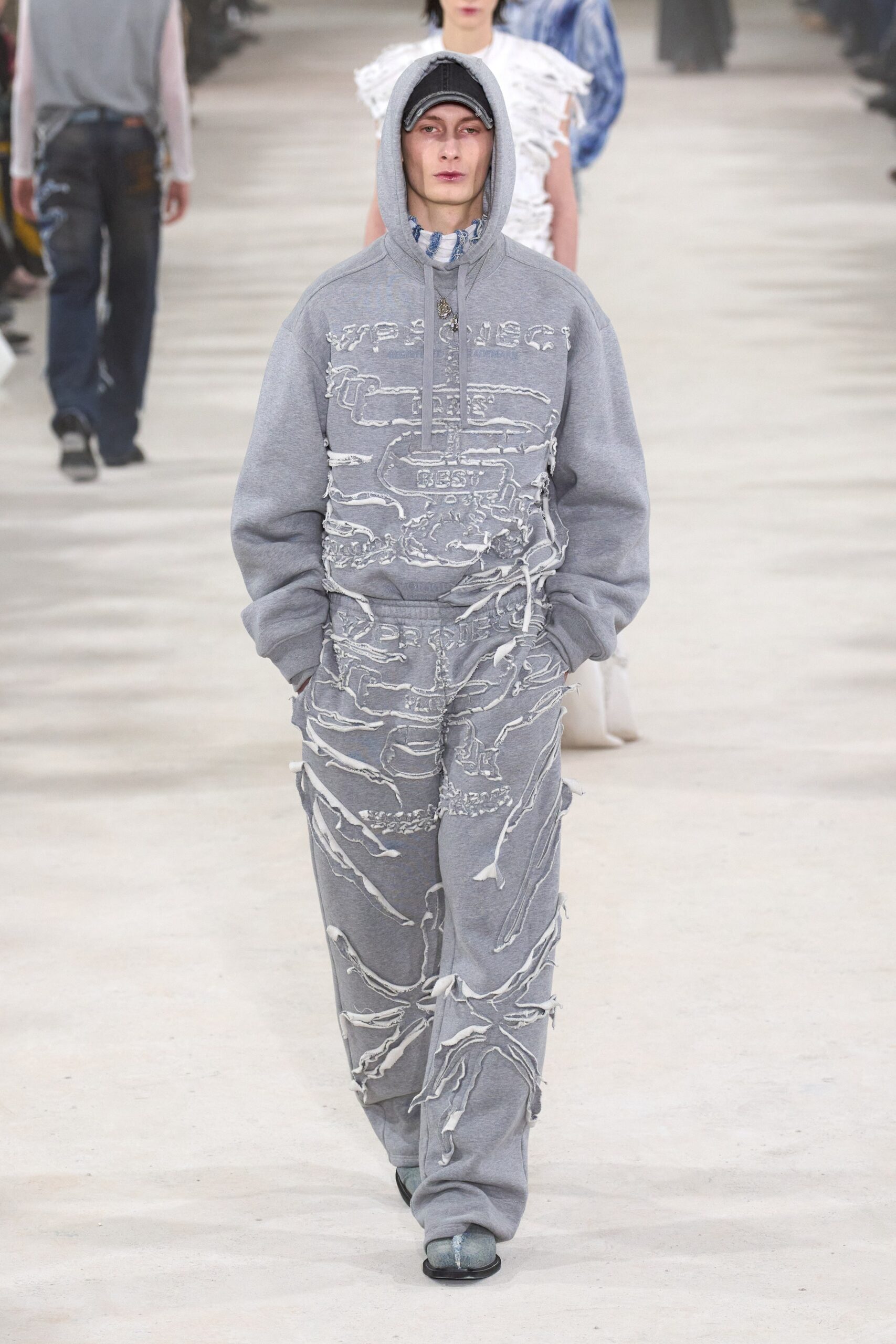 Y/Project F/W 23 Look 22