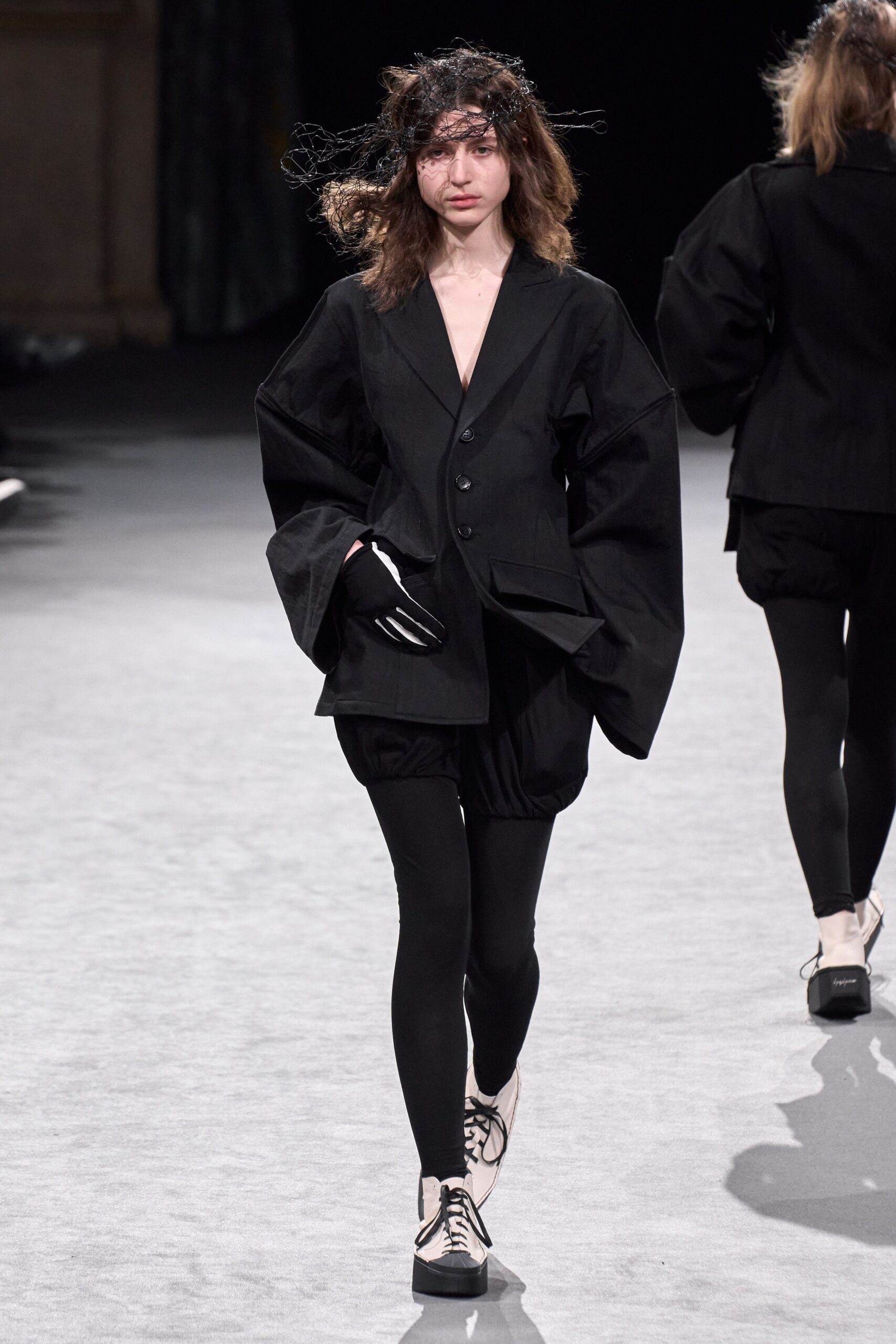 Yohji Yamamoto F/W 23 Look 22