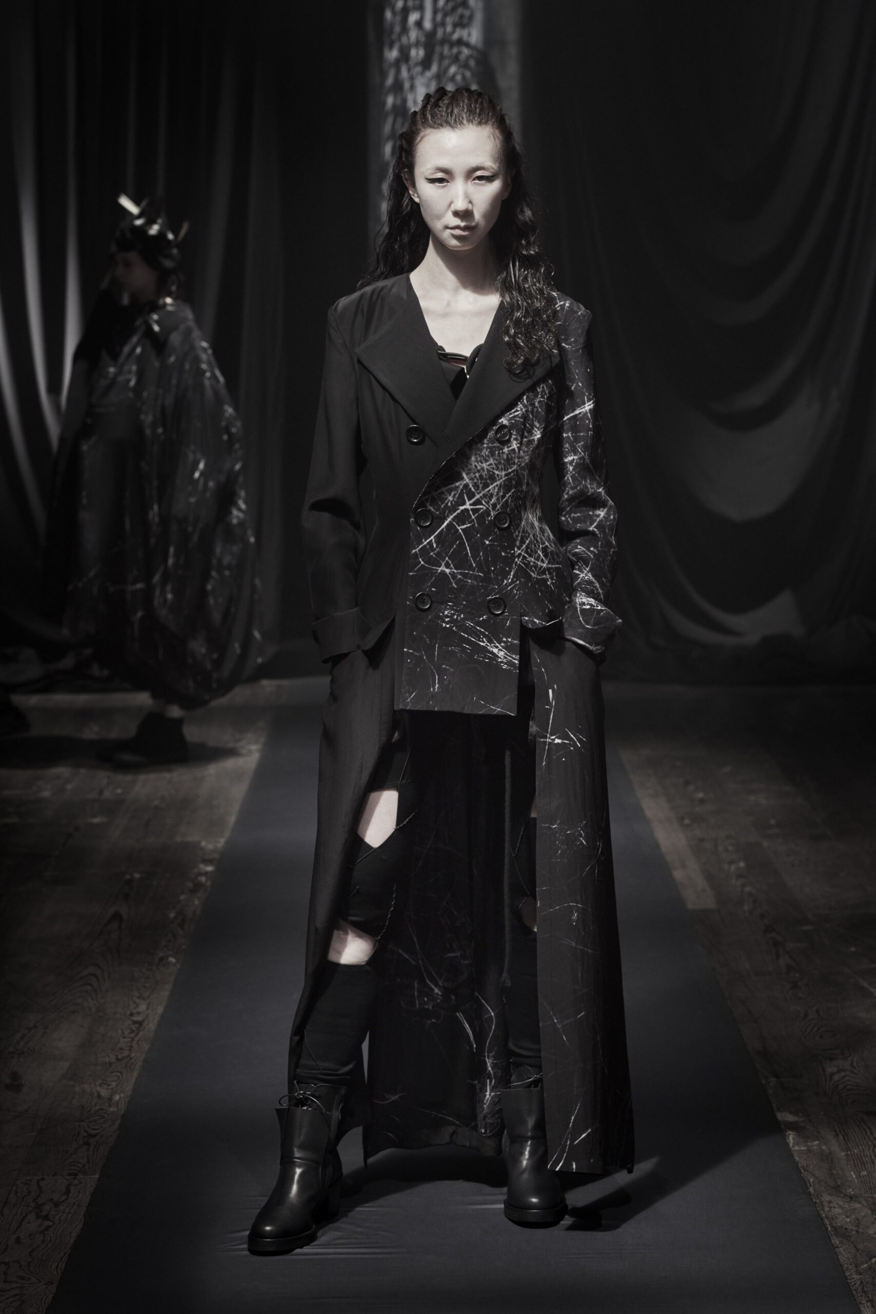 Yohji Yamamoto F/W 21 Look 23