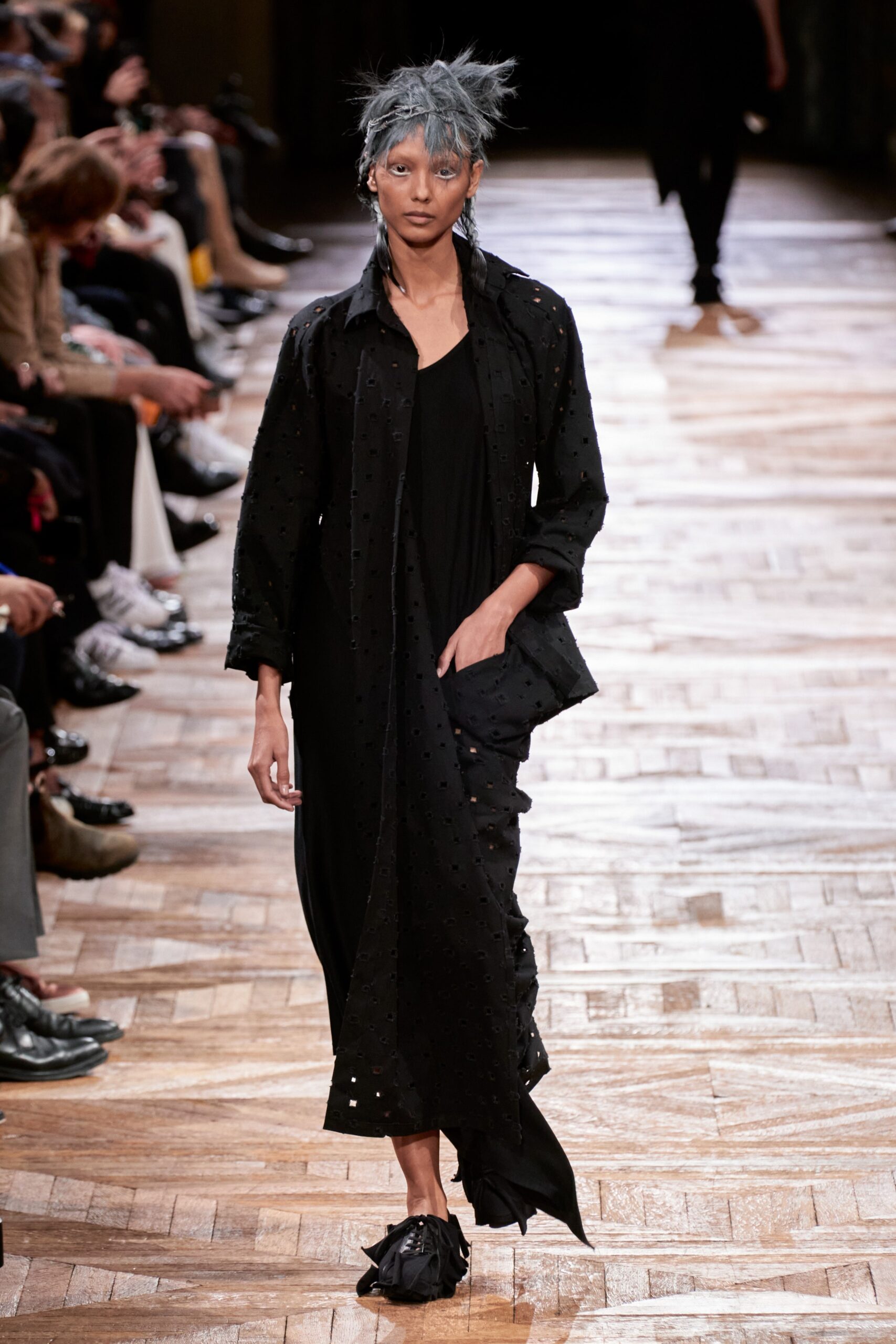 Yohji Yamamoto S/S 22 Look 23