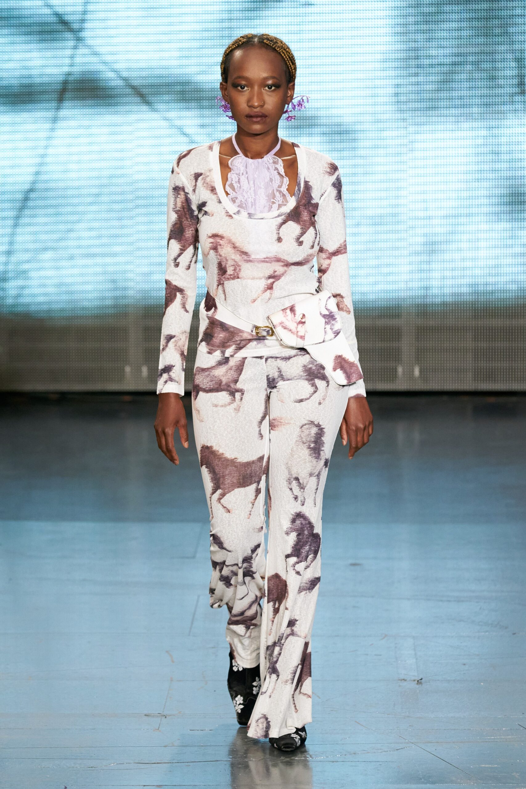 Yuhan Wang S/S 22 Look 23