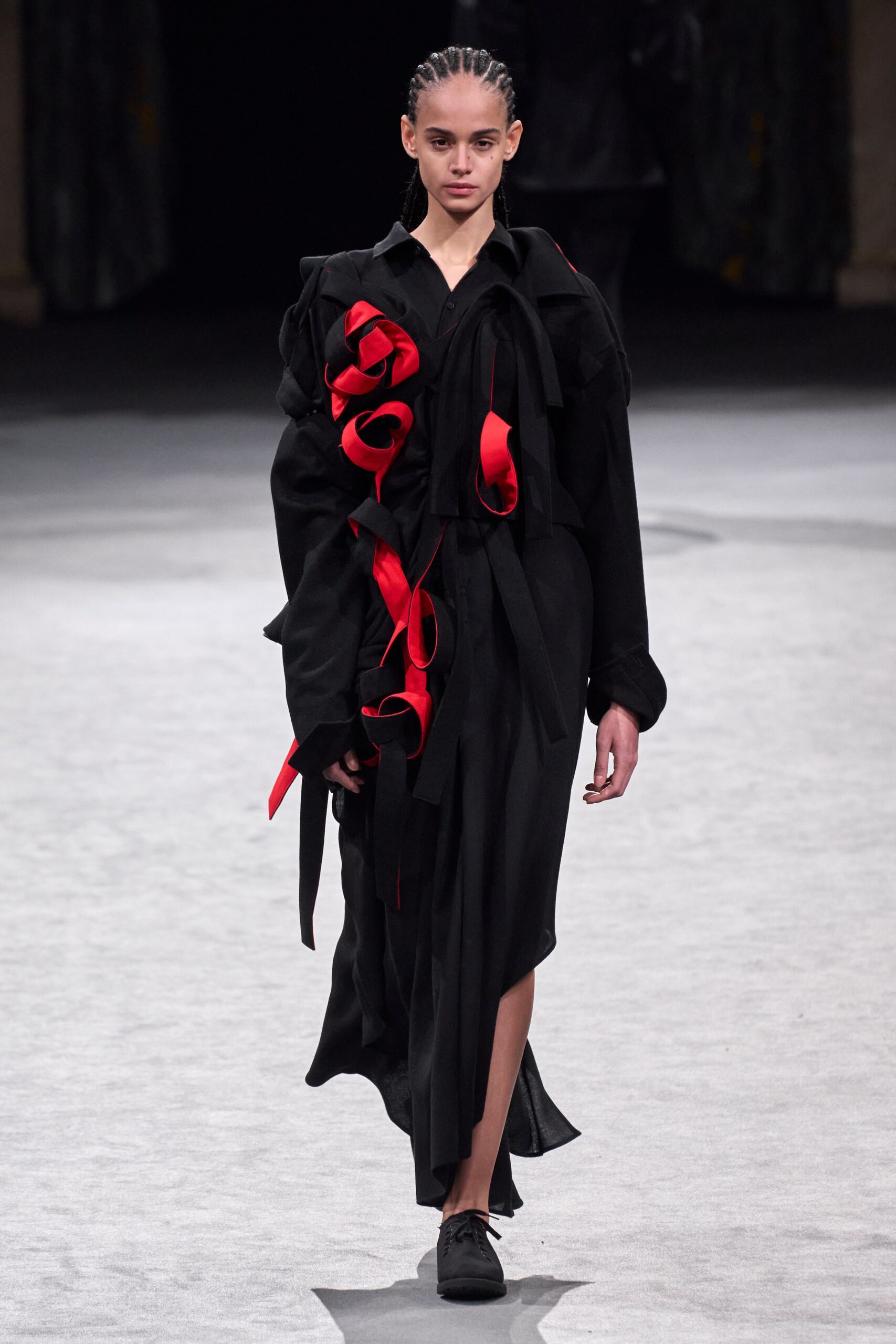 Yohji Yamamoto F/W 23 Look 23