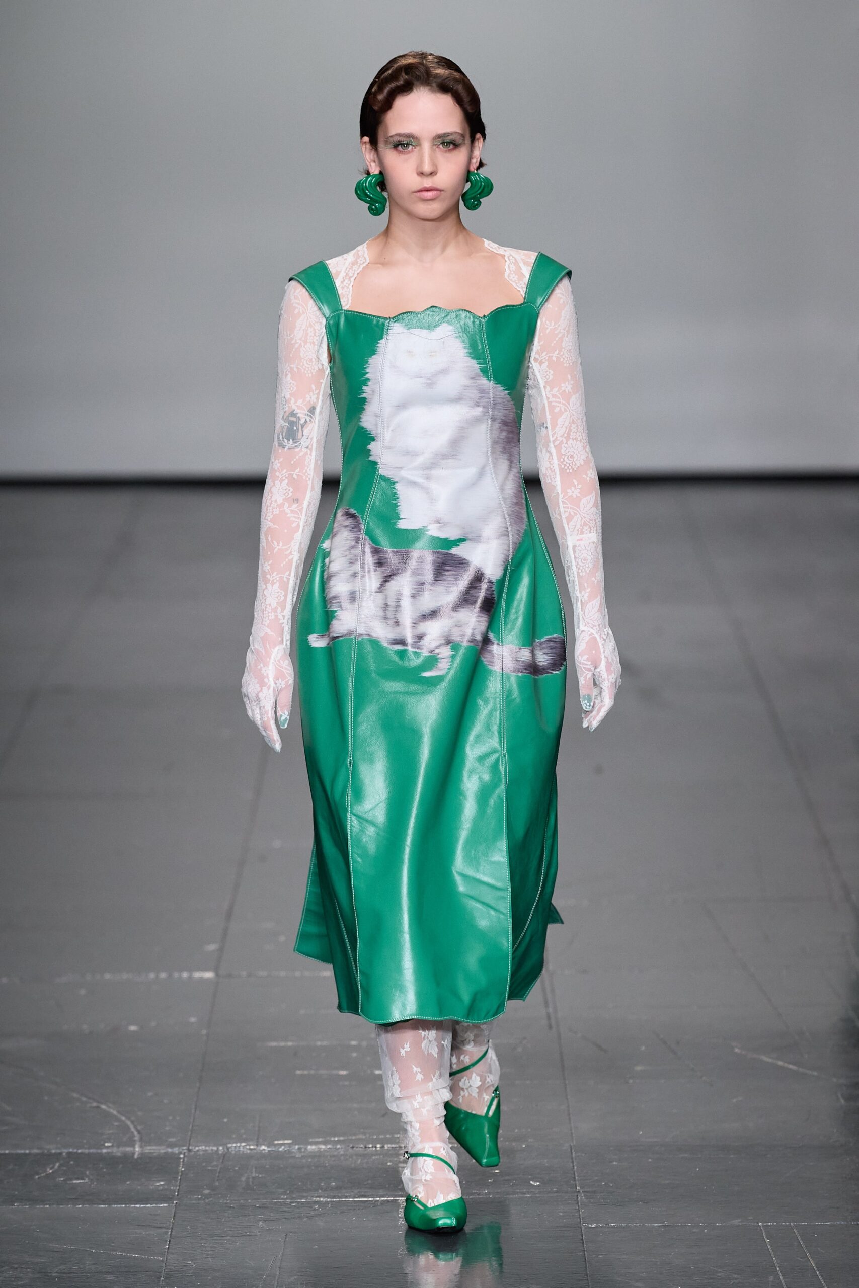 Yuhan Wang F/W 22 Look 24