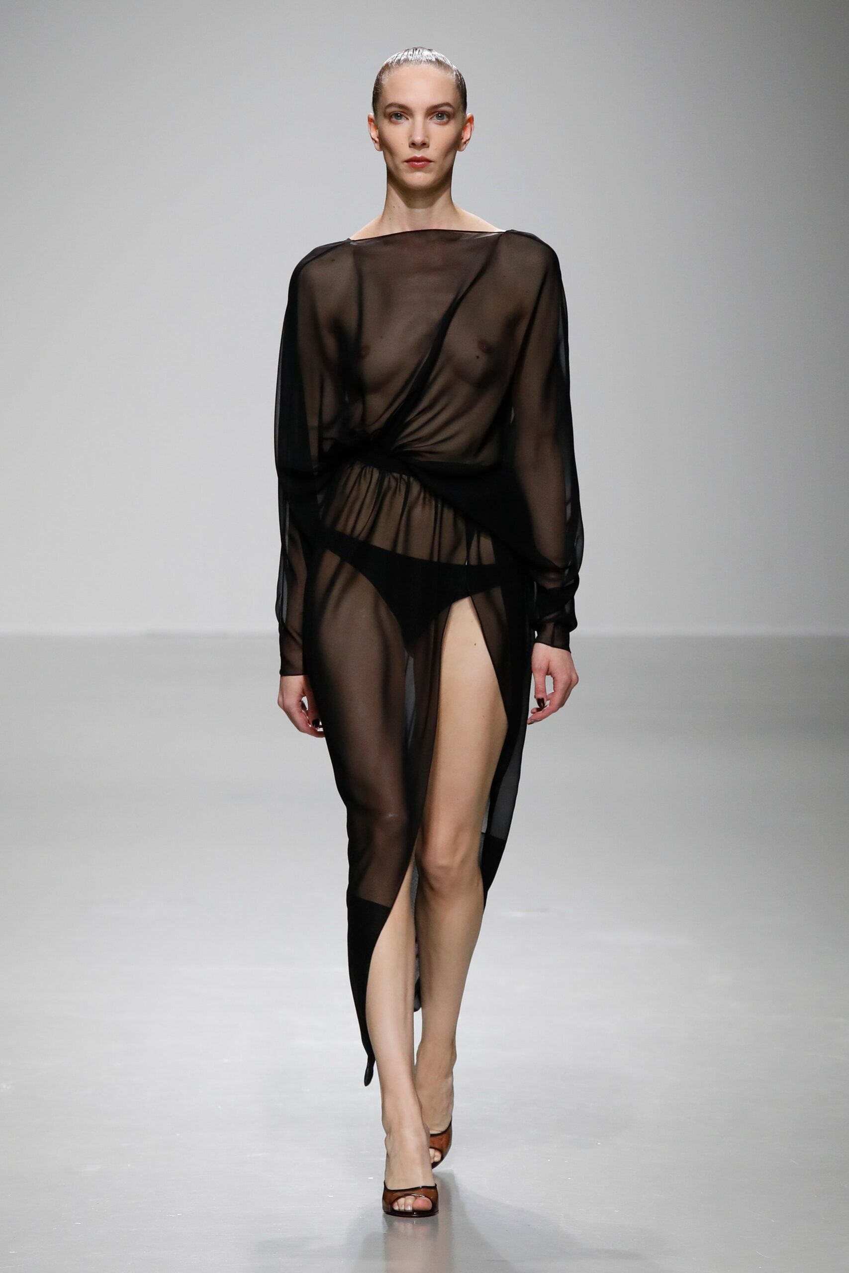 Atlein S/S 24 Look 253