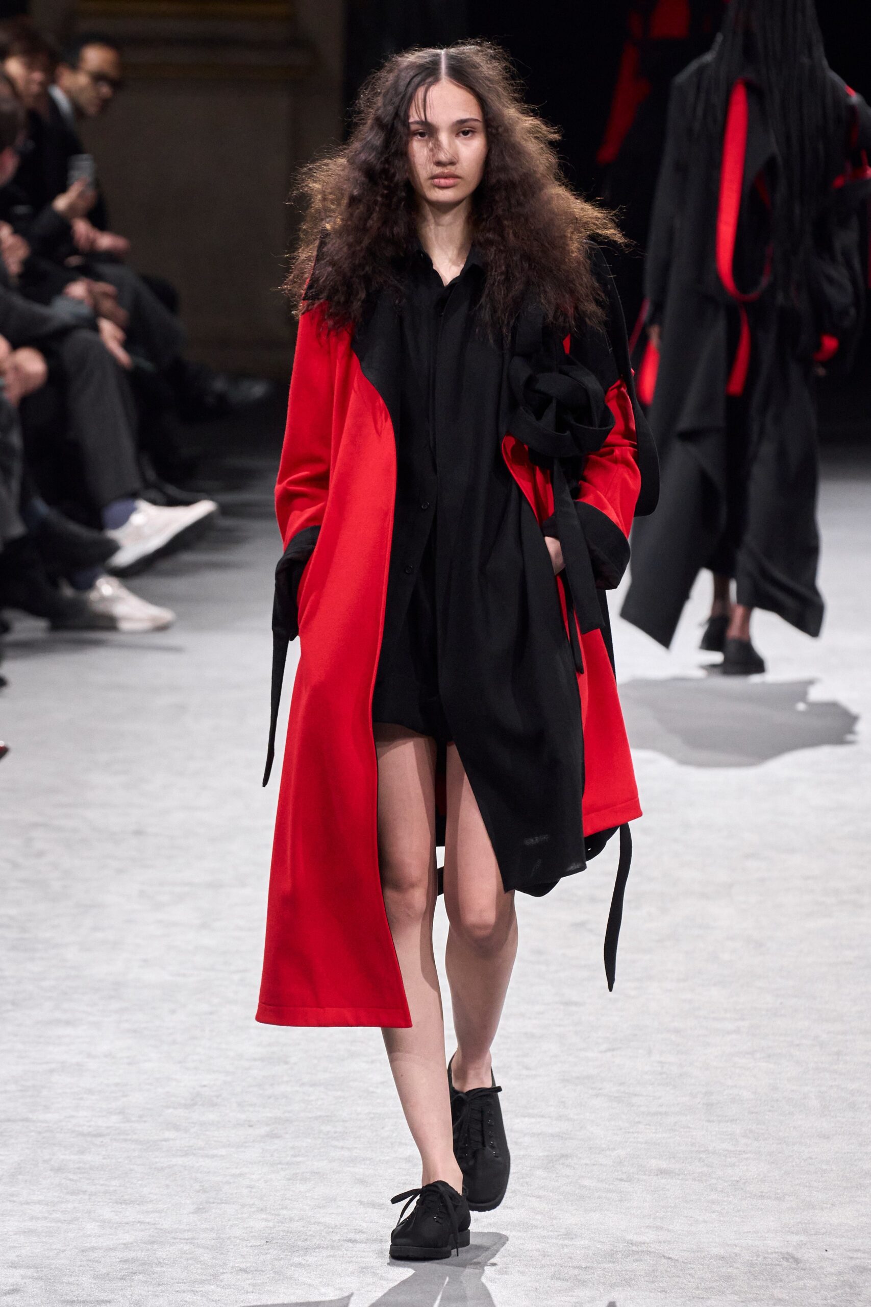 Yohji Yamamoto F/W 23 Look 25
