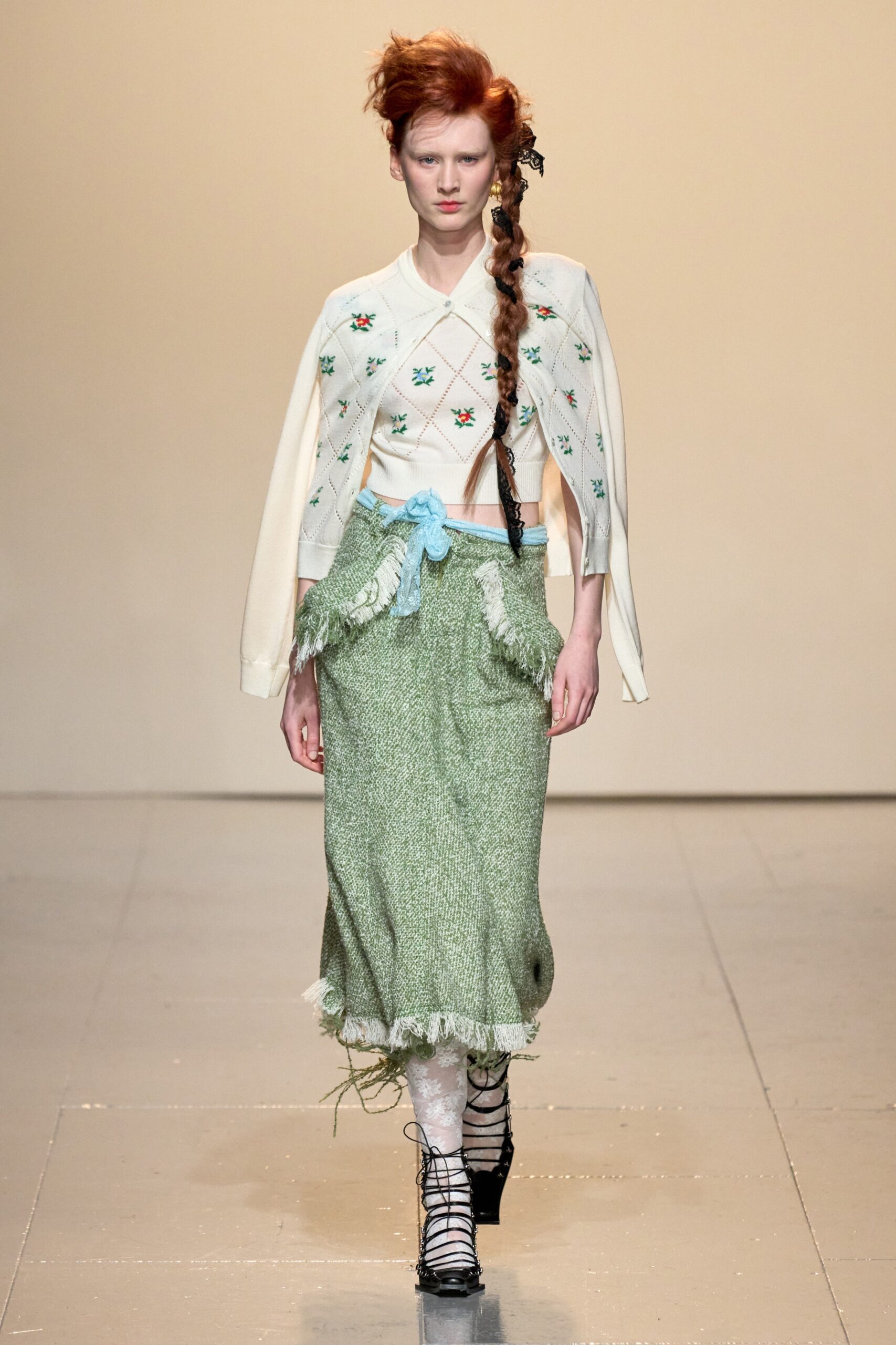 Yuhan Wang F/W 23 Look 25