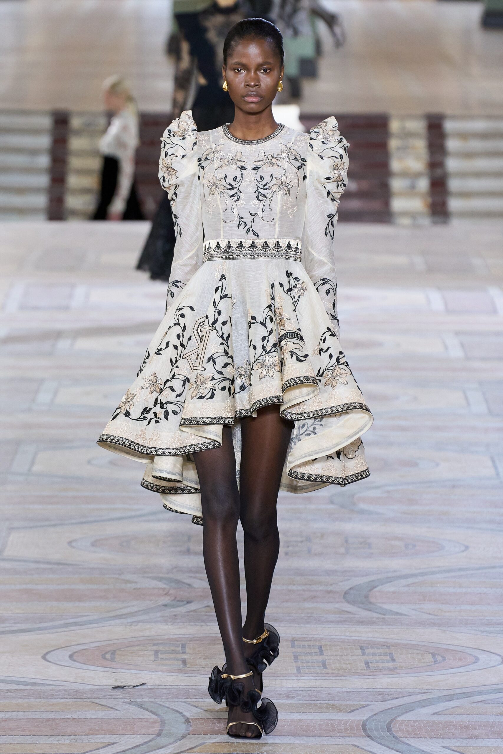 Zimmermann F/W 23 Look 25
