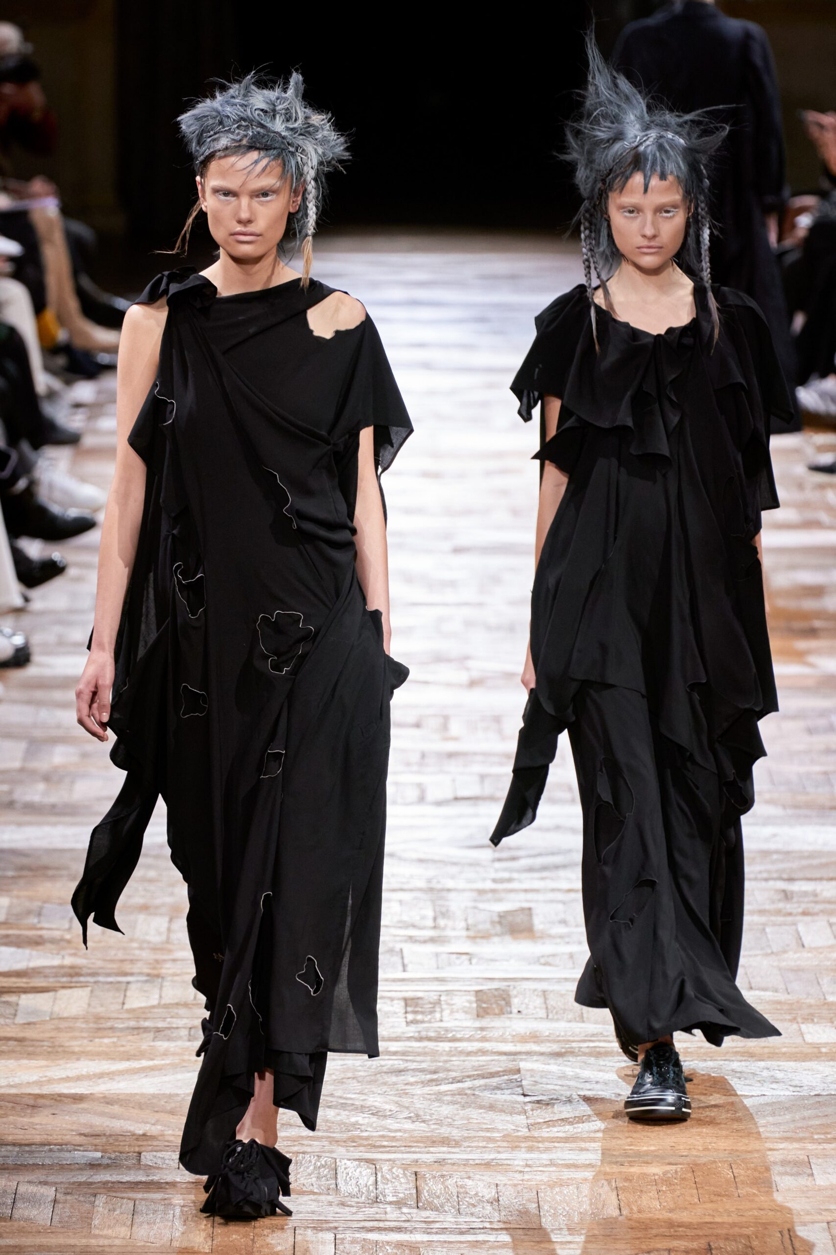 Yohji Yamamoto S/S 22 Look 26