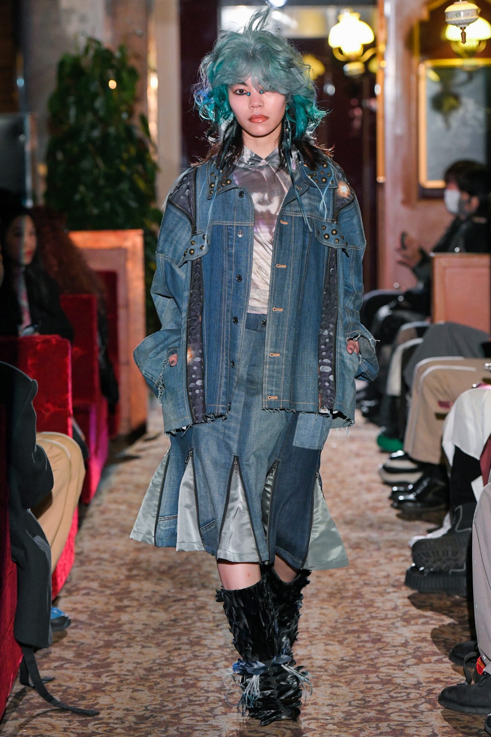 Yueqi Qi Tokyo F/W 23 Look 28