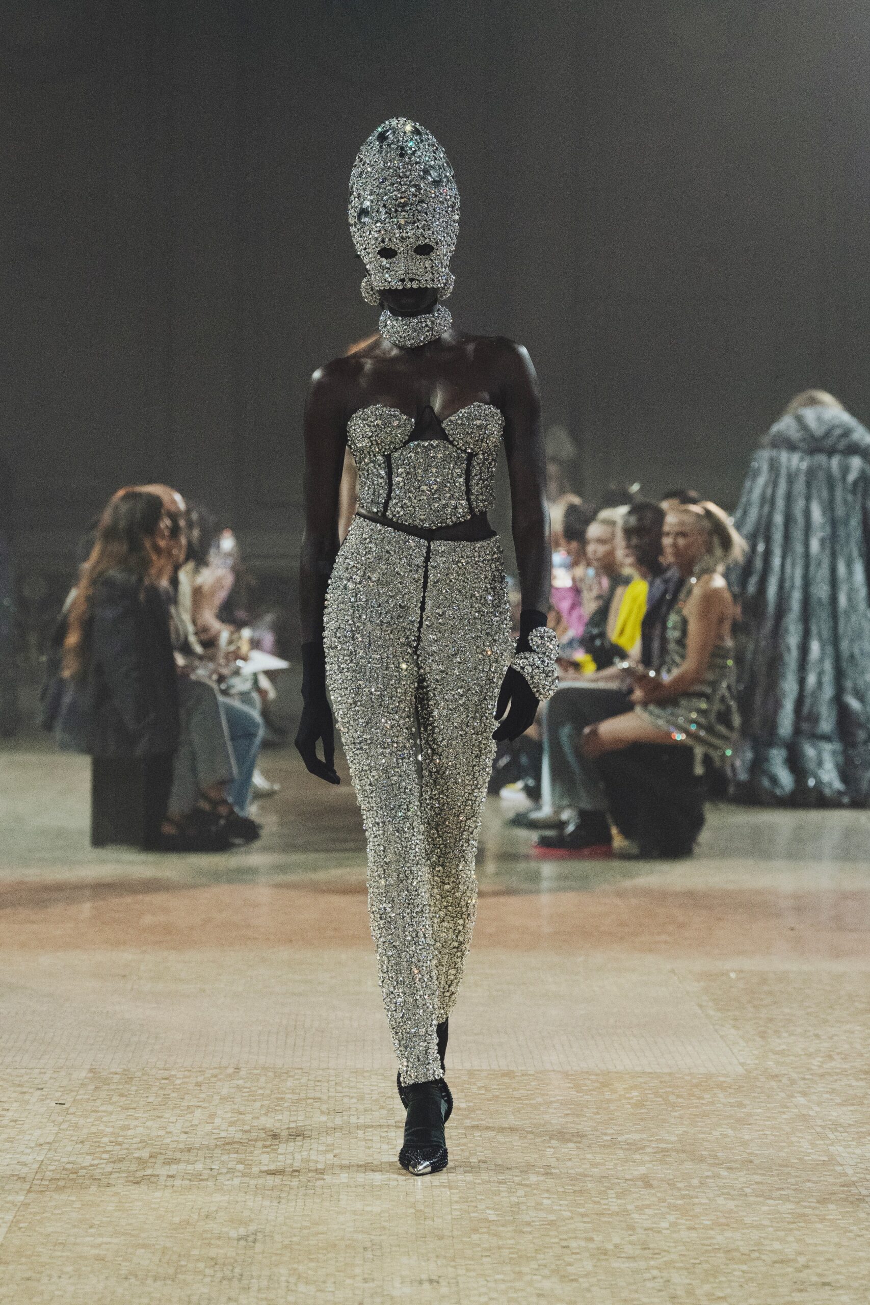 Area F/W 23 Look 385