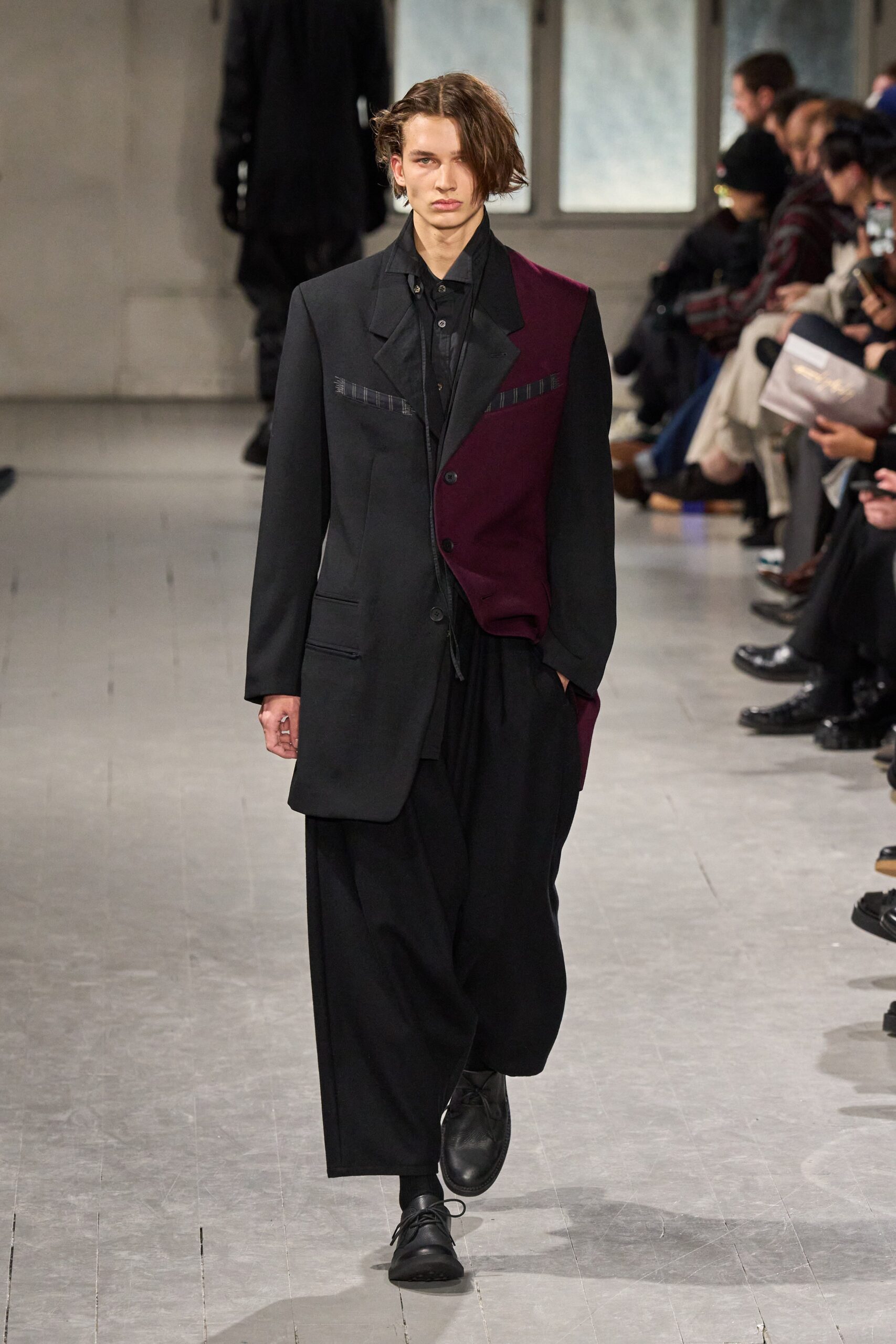 Yohji Yamamoto F/W 23 Menswear Look 29