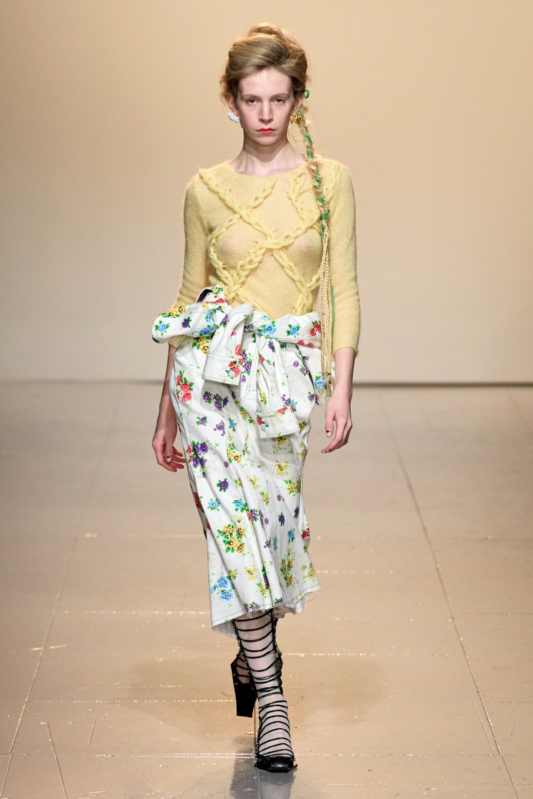 Yuhan Wang F/W 23 Look 29