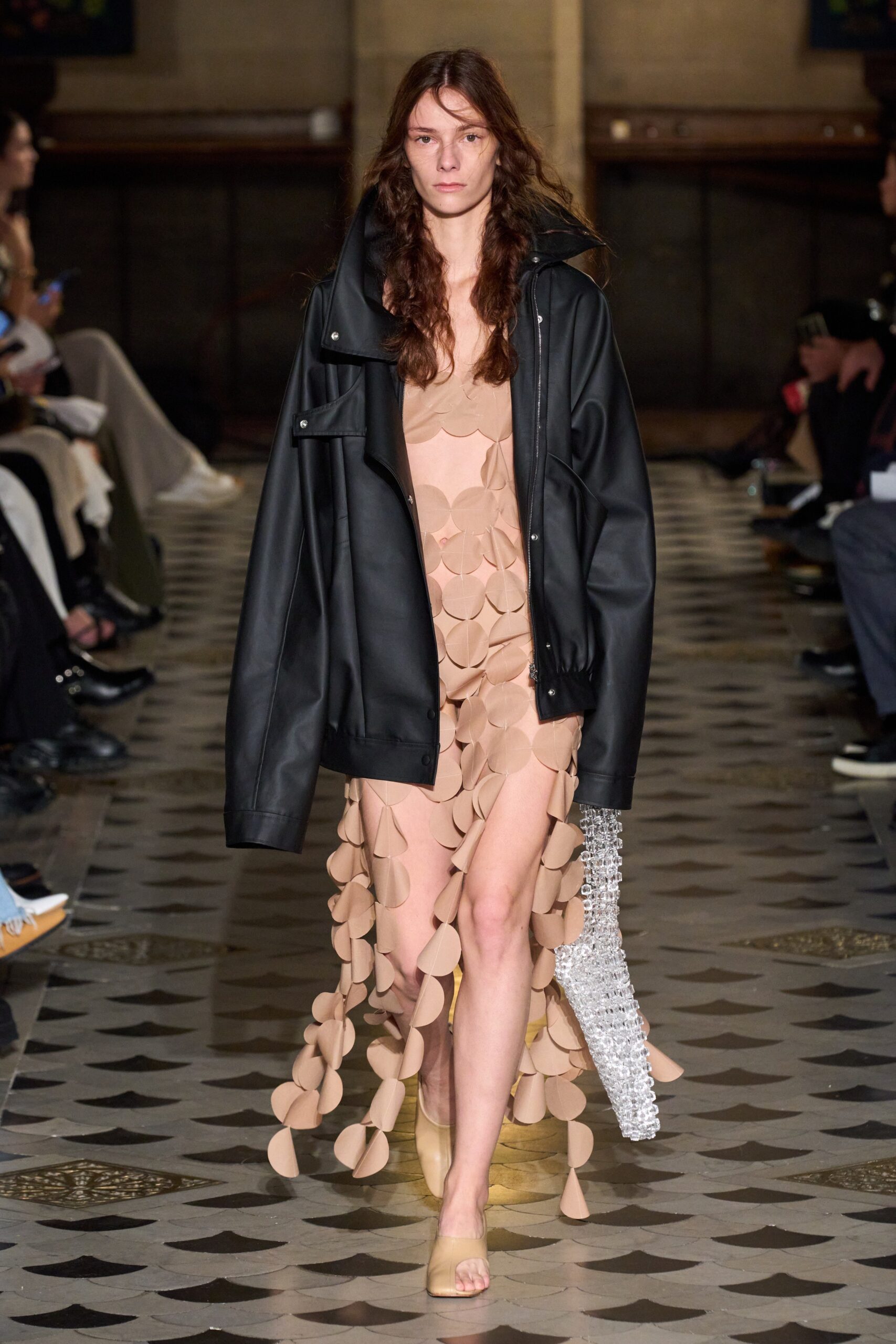 A.W.A.K.E. MODE S/S 23 Look 470