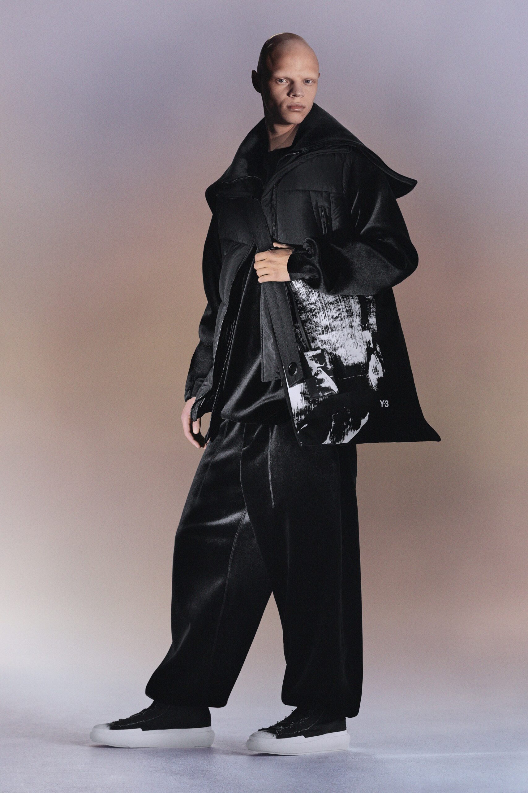 Y-3 F/W 23 Menswear Look 30