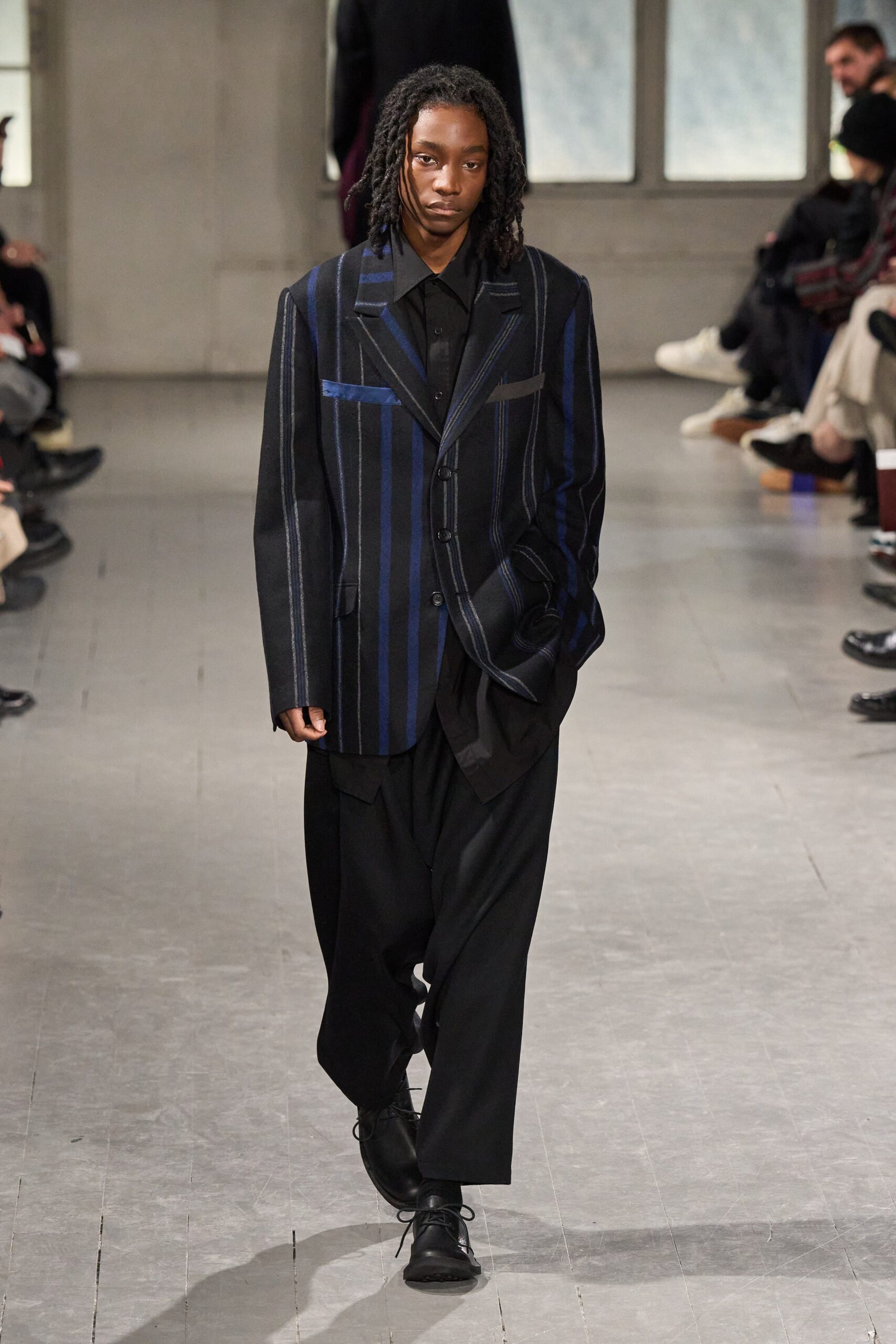 Yohji Yamamoto F/W 23 Menswear Look 30