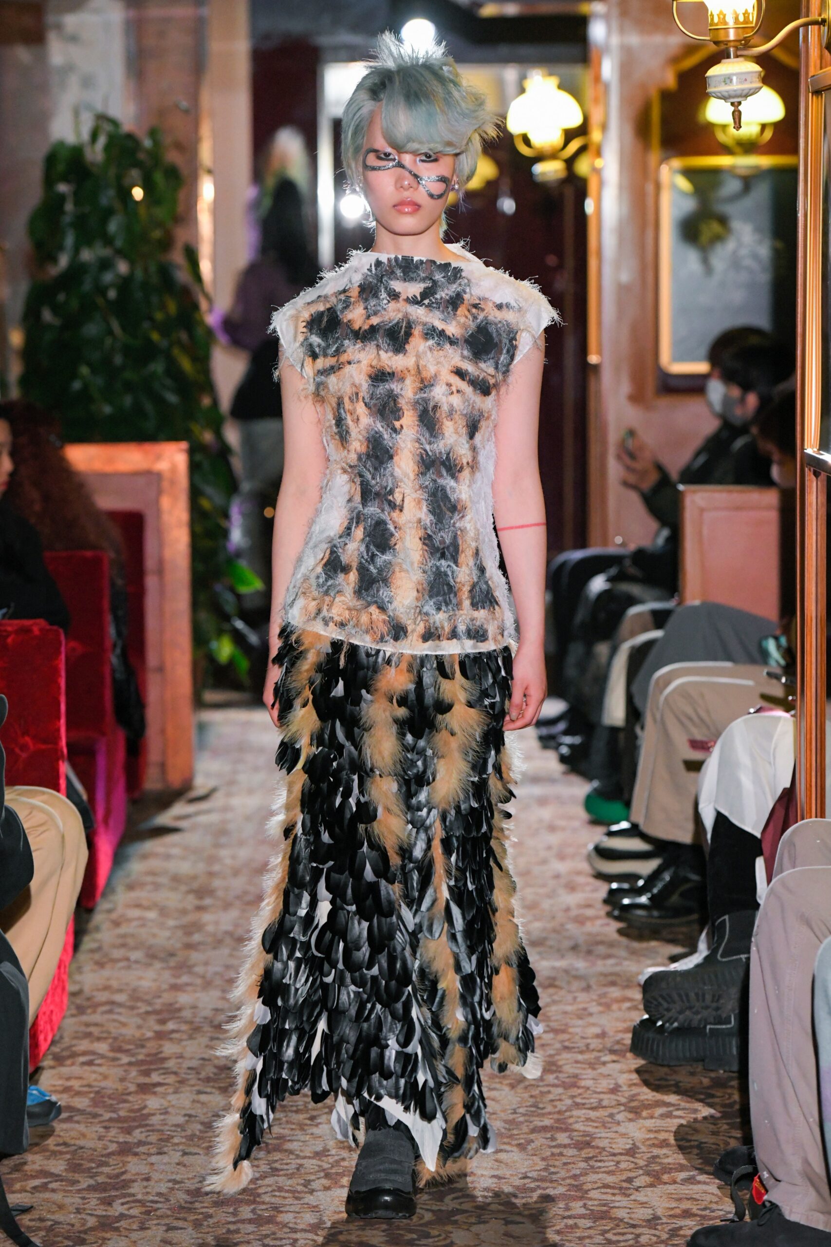 Yueqi Qi Tokyo F/W 23 Look 30