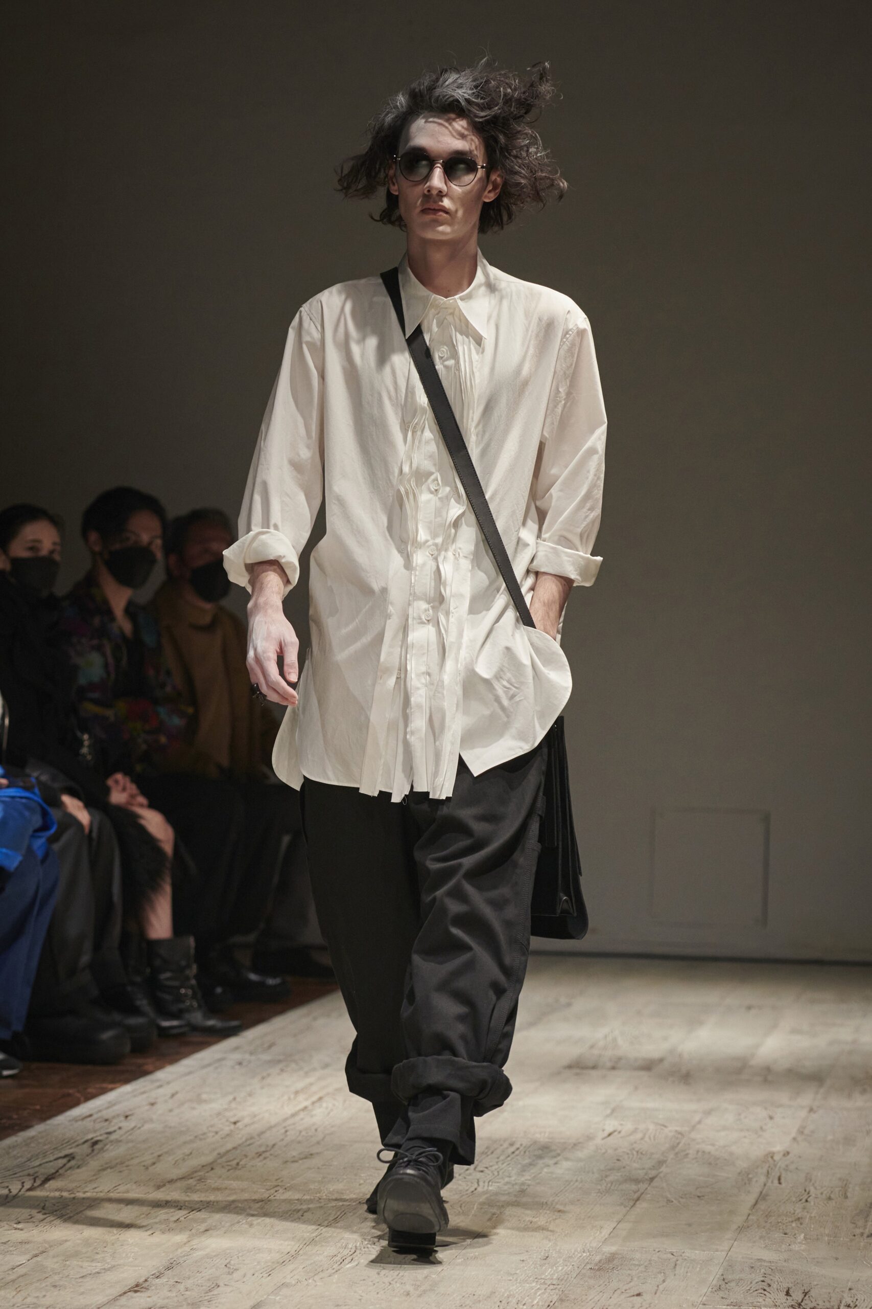 Yohji Yamamoto F/W 22 Menswear Look 31
