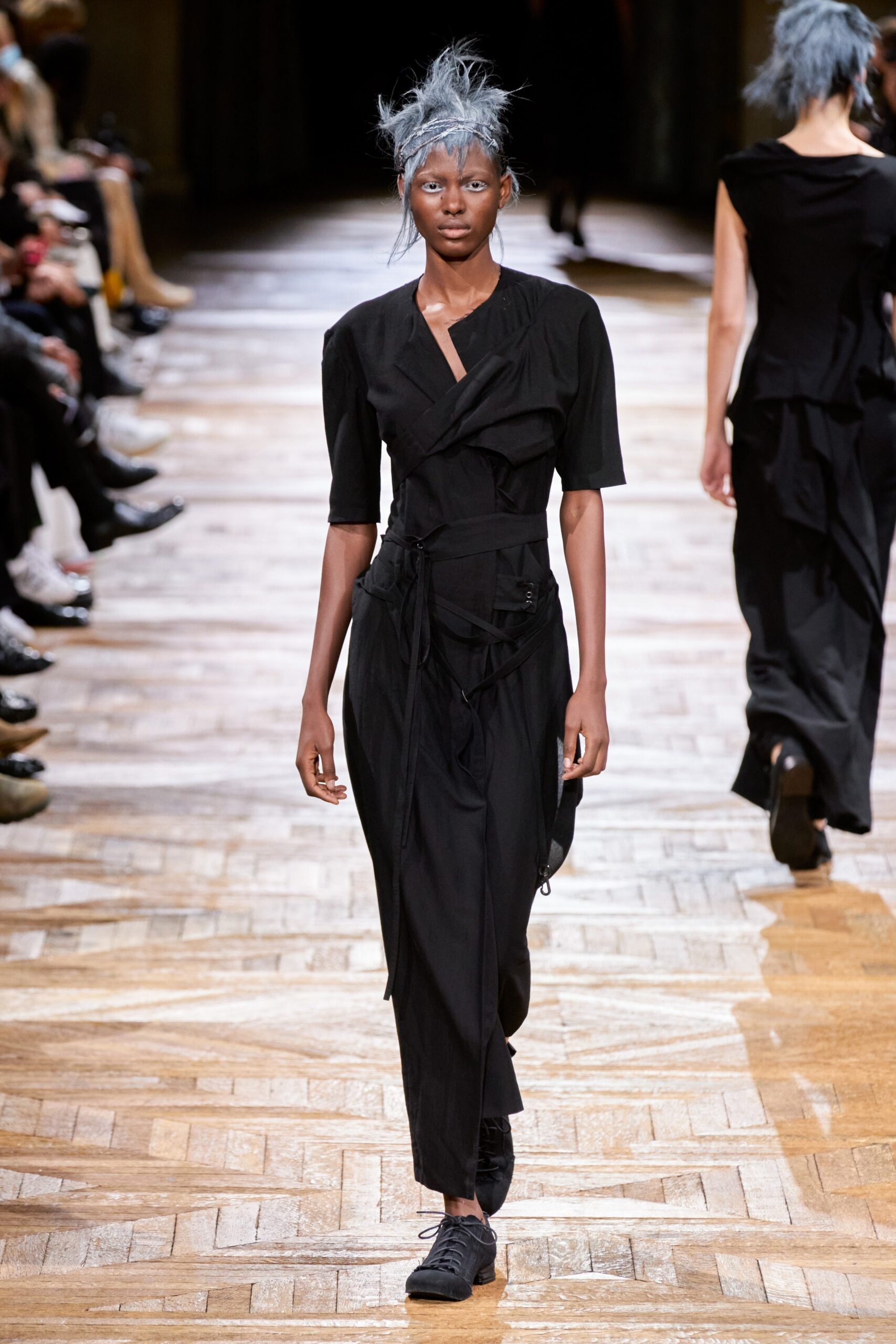 Yohji Yamamoto S/S 22 Look 32