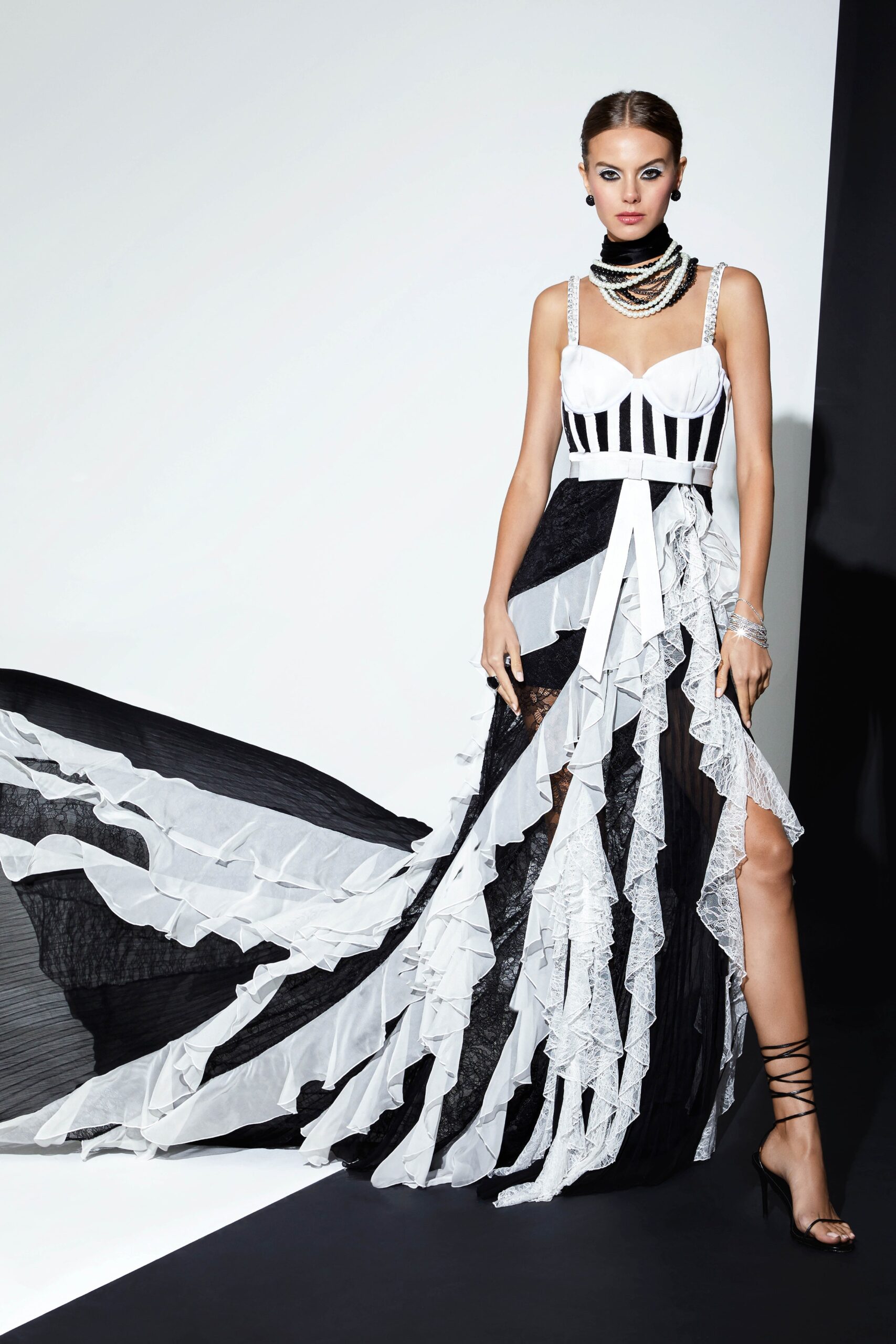 Alice + Olivia S/S 24 Look 304