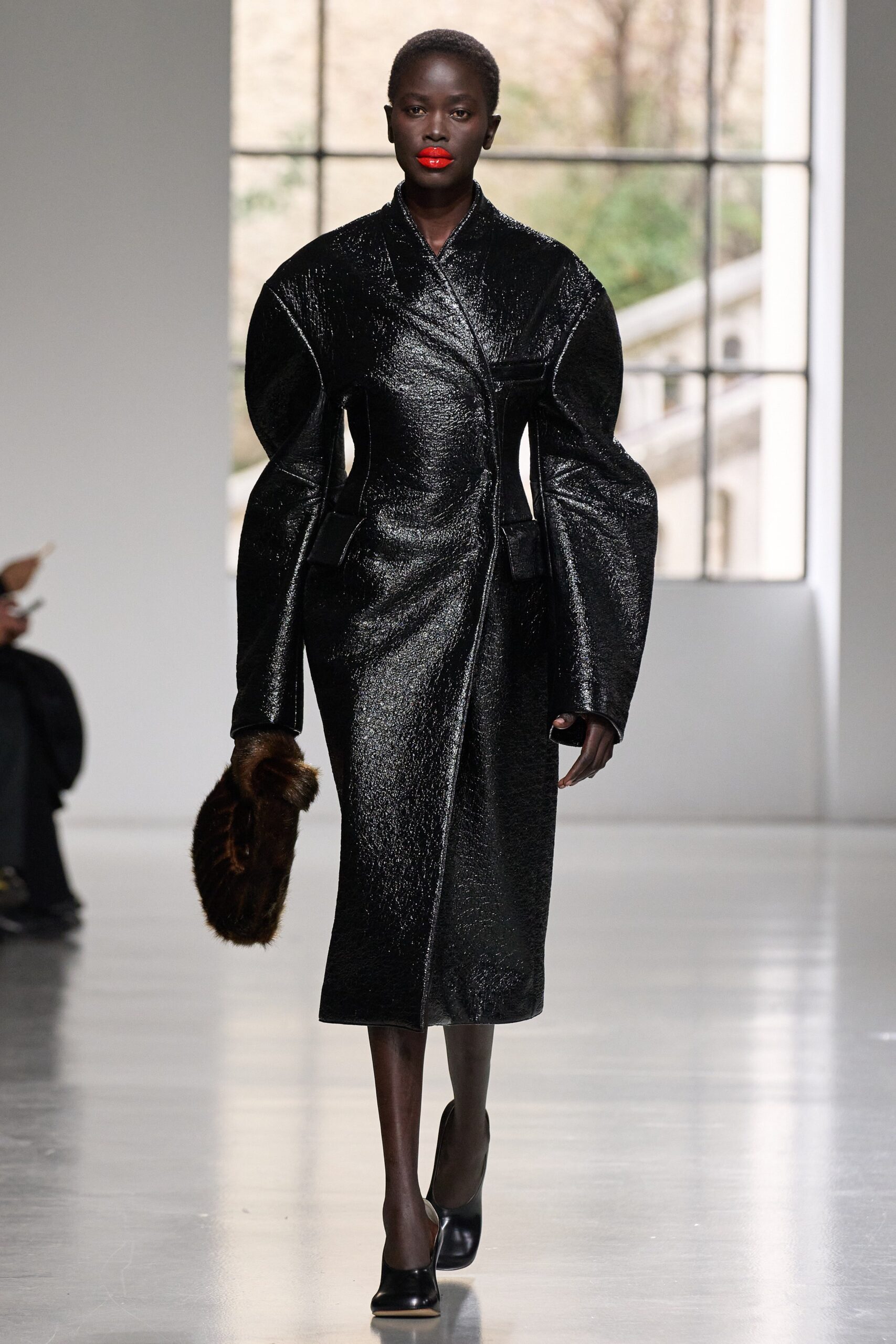 A.W.A.K.E. MODE F/W 23 Look 513