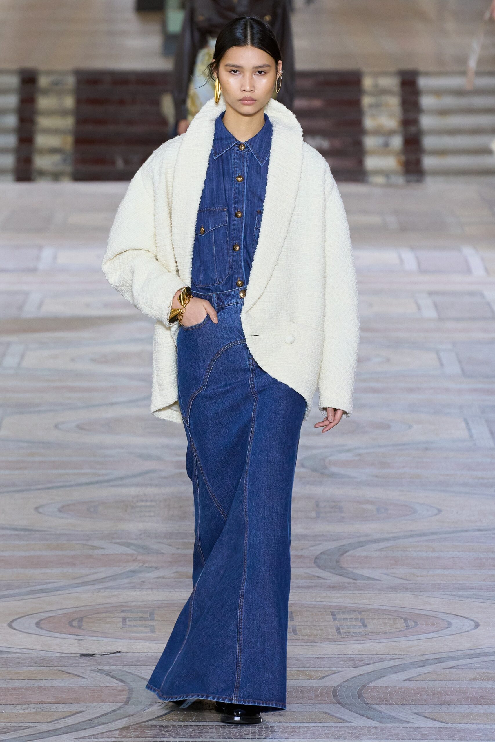 Zimmermann F/W 23 Look 32