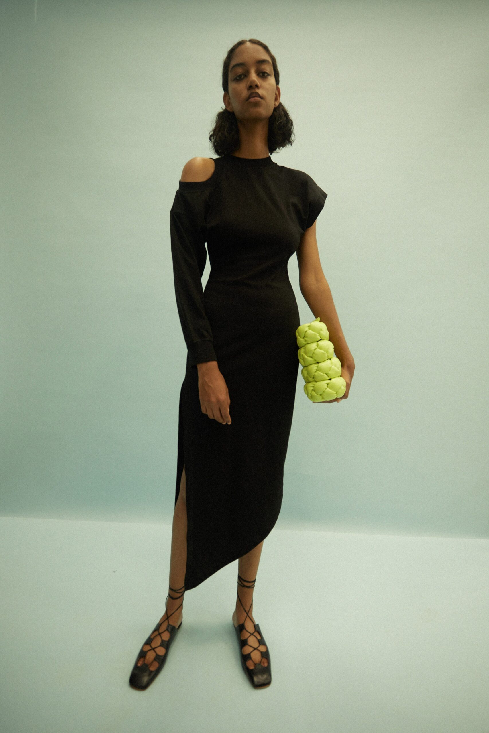 A.W.A.K.E. MODE S/S 22 Look 539