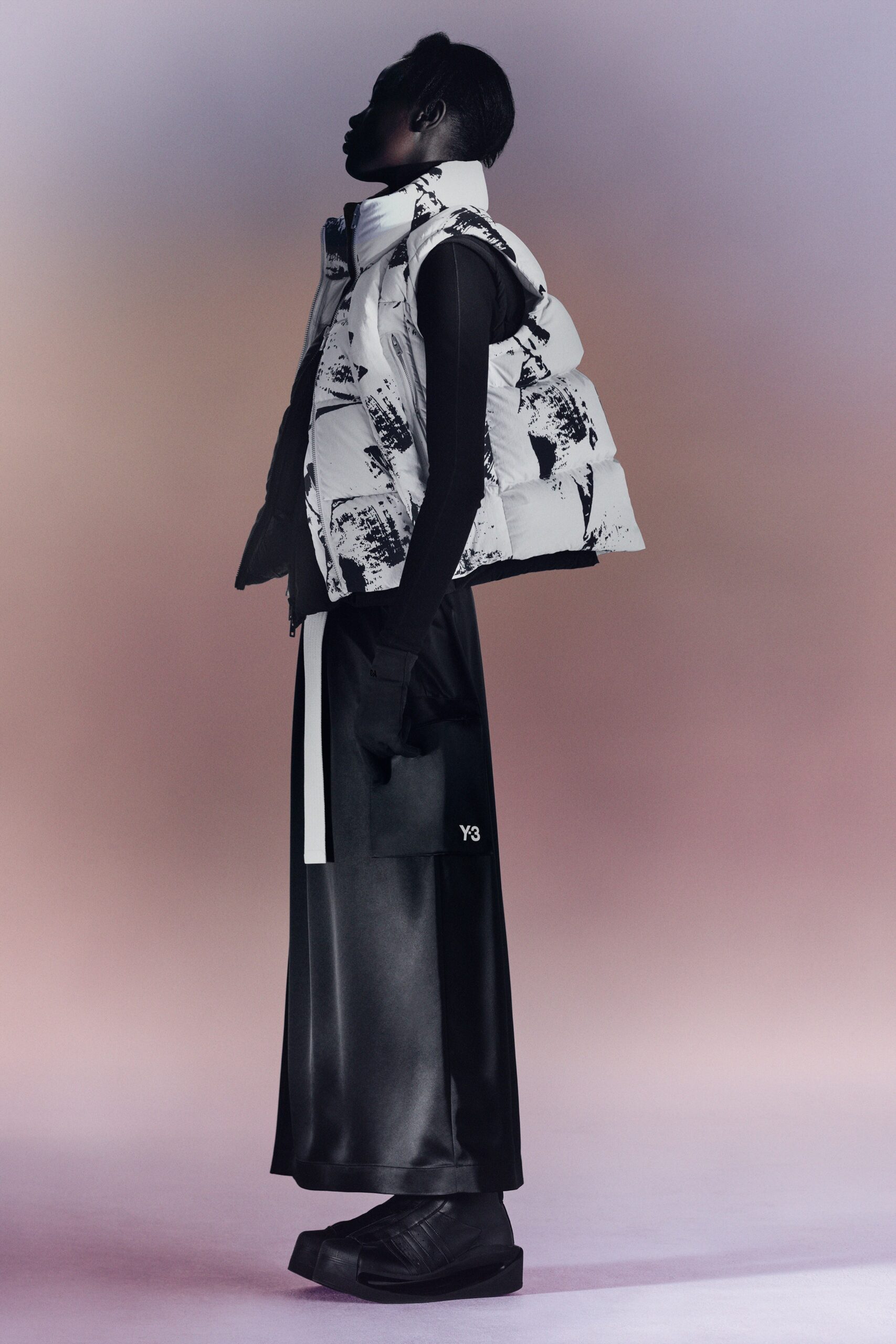 Y-3 F/W 23 Menswear Look 33
