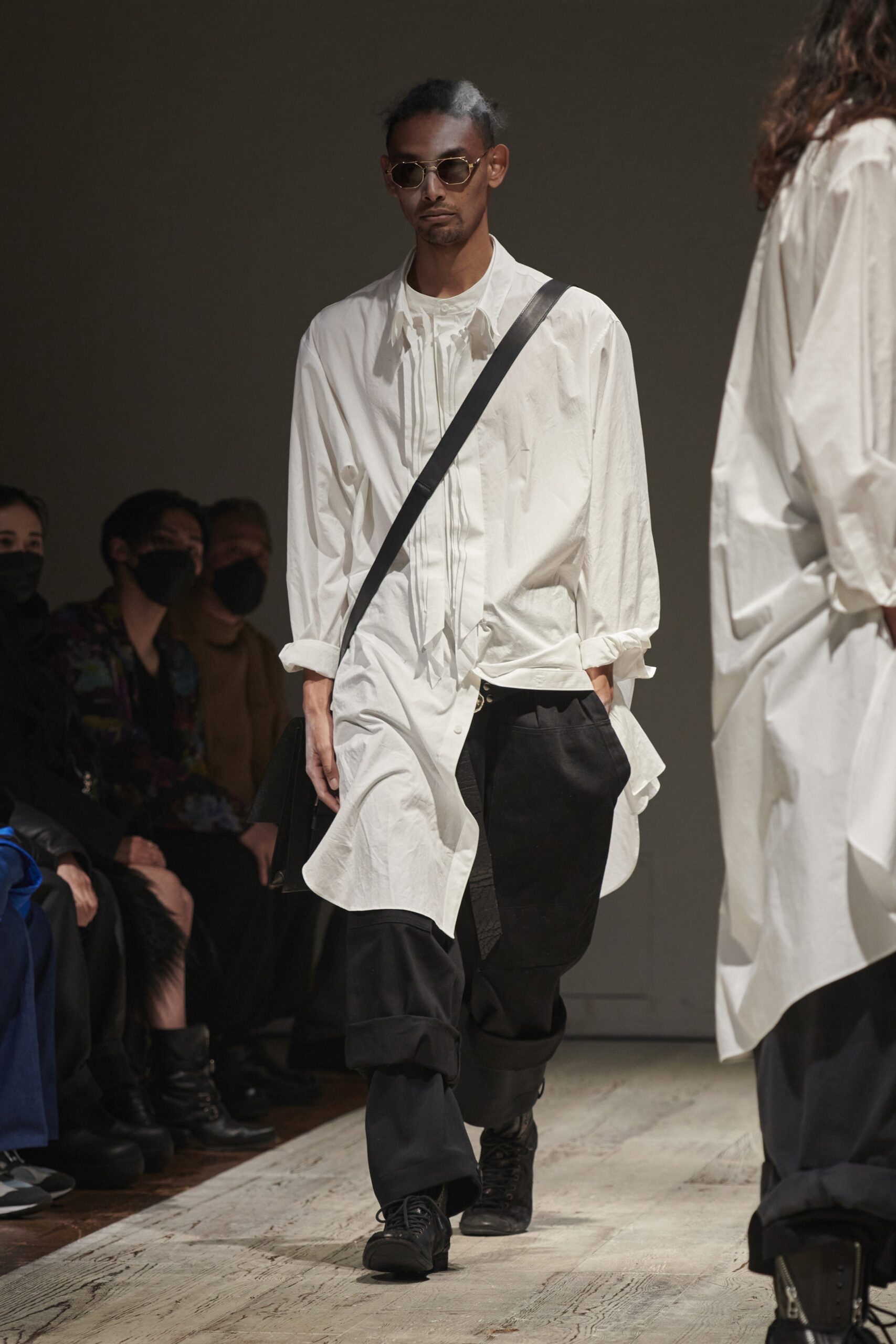 Yohji Yamamoto F/W 22 Menswear Look 34