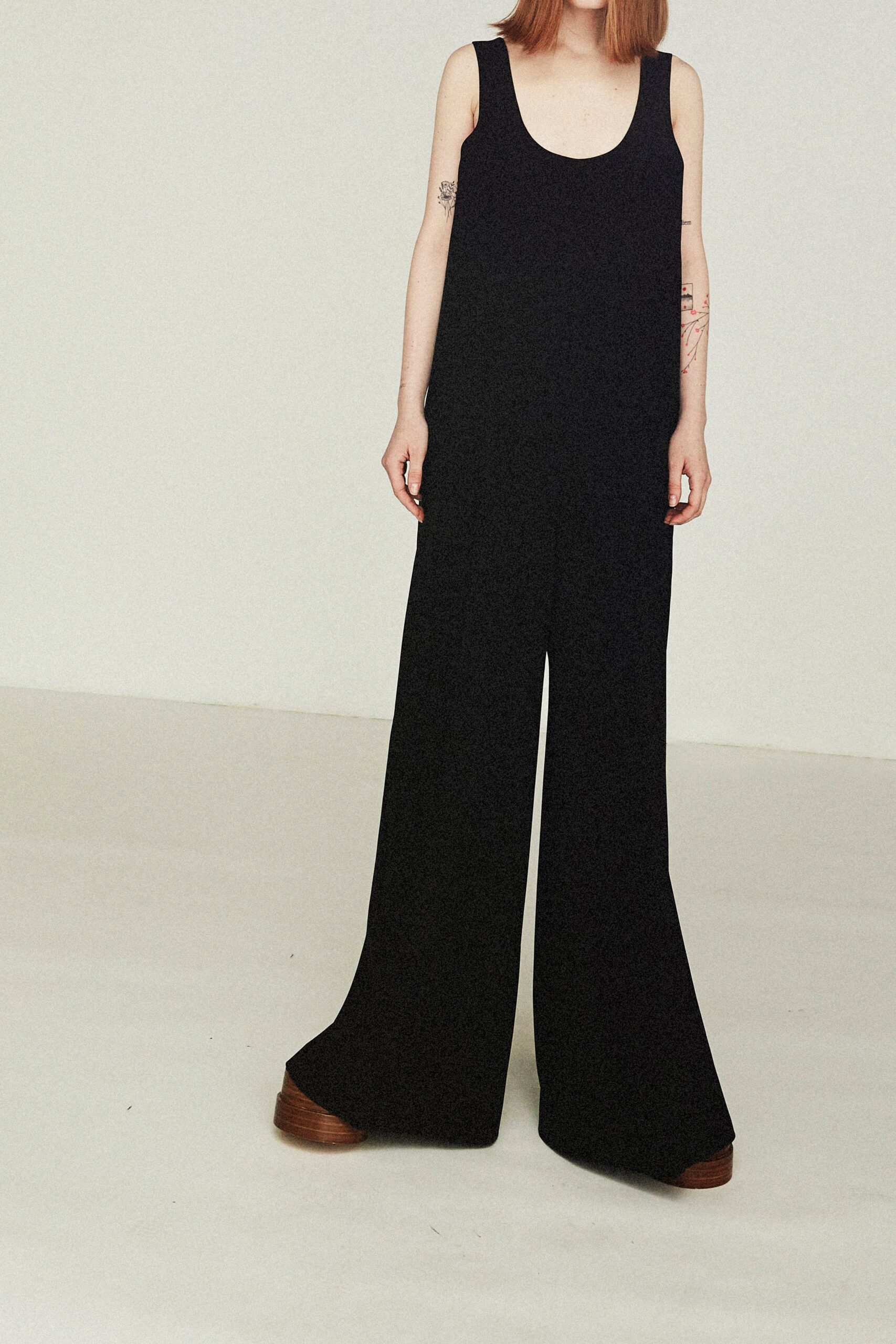 A.W.A.K.E. MODE Resort 23 Look 600
