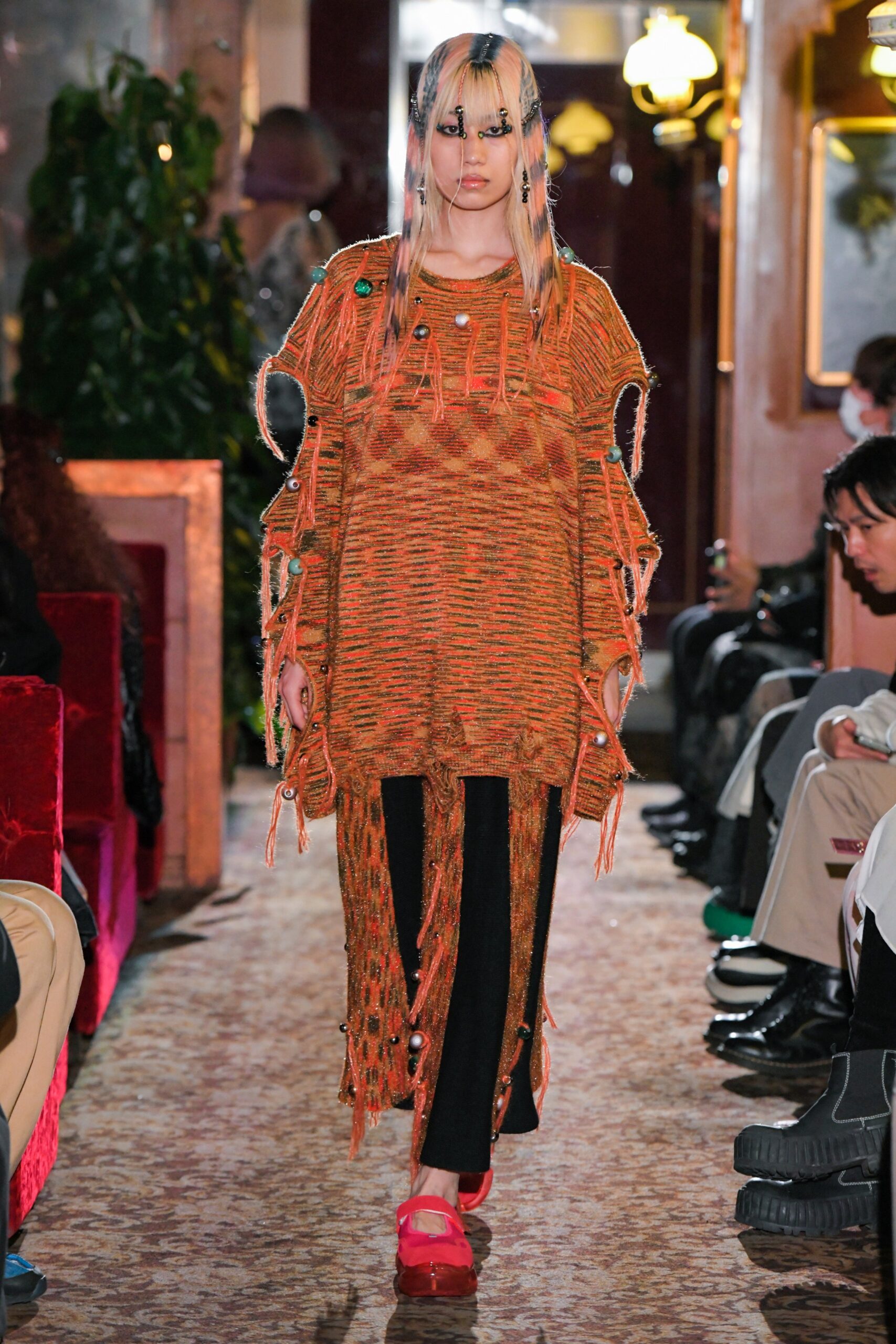 Yueqi Qi Tokyo F/W 23 Look 34