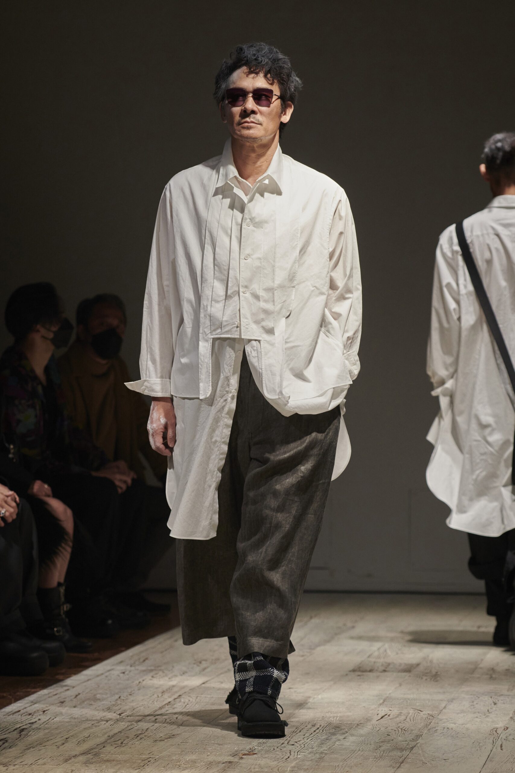 Yohji Yamamoto F/W 22 Menswear Look 35