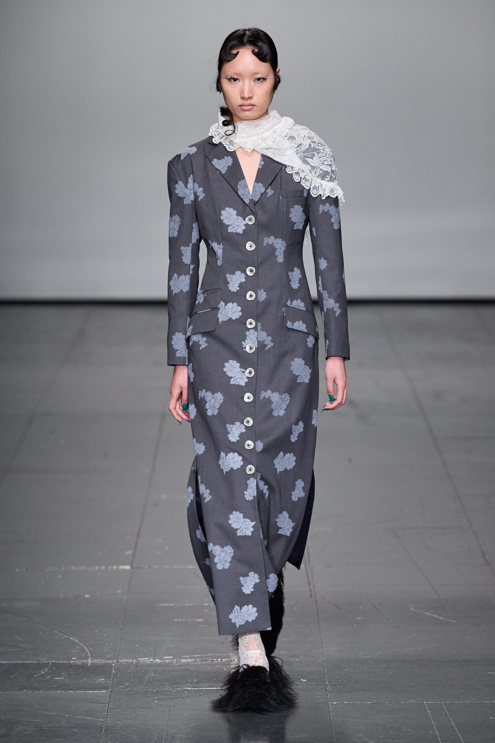 Yuhan Wang F/W 22 Look 35