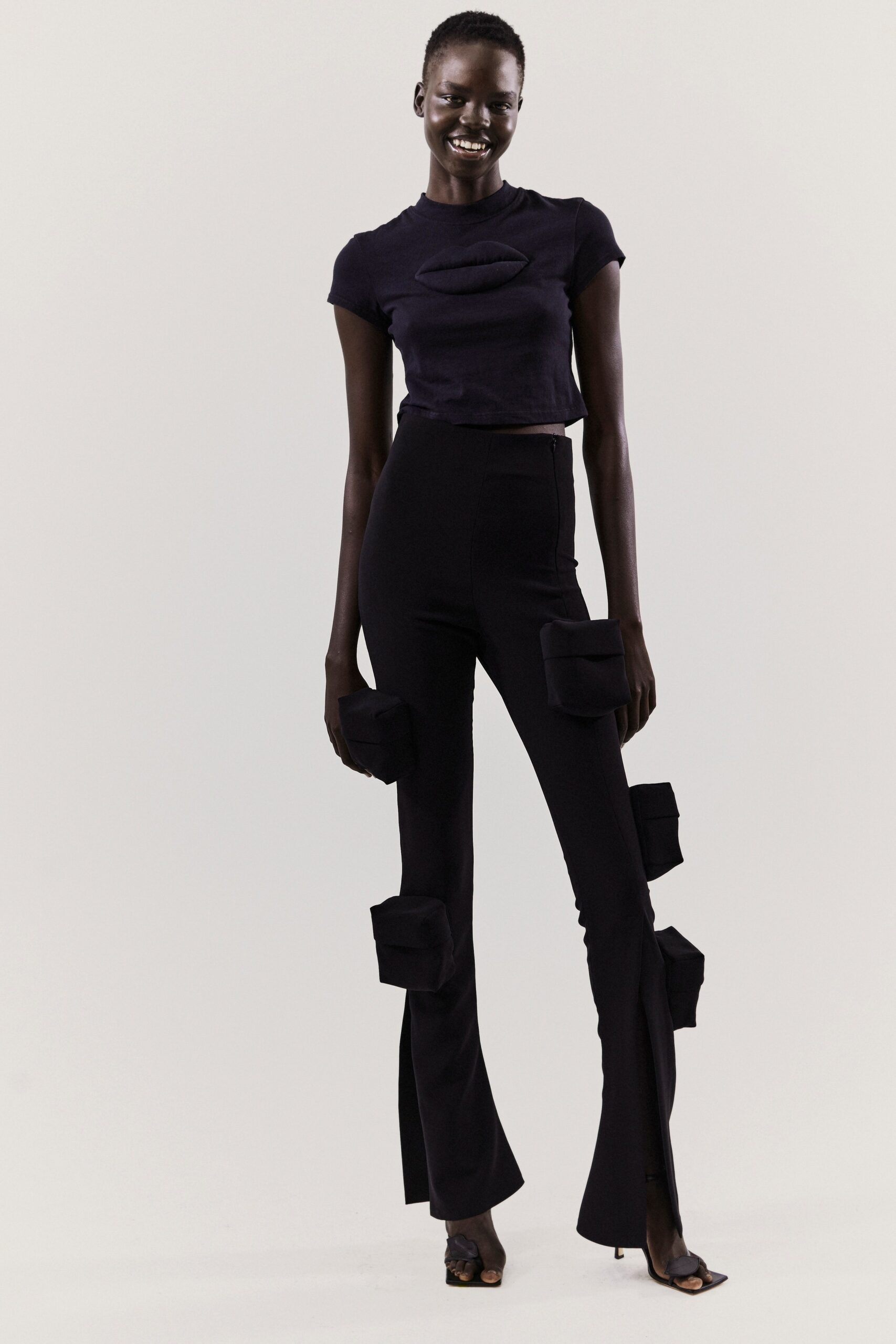 A.W.A.K.E. MODE S/S 24 Look 512