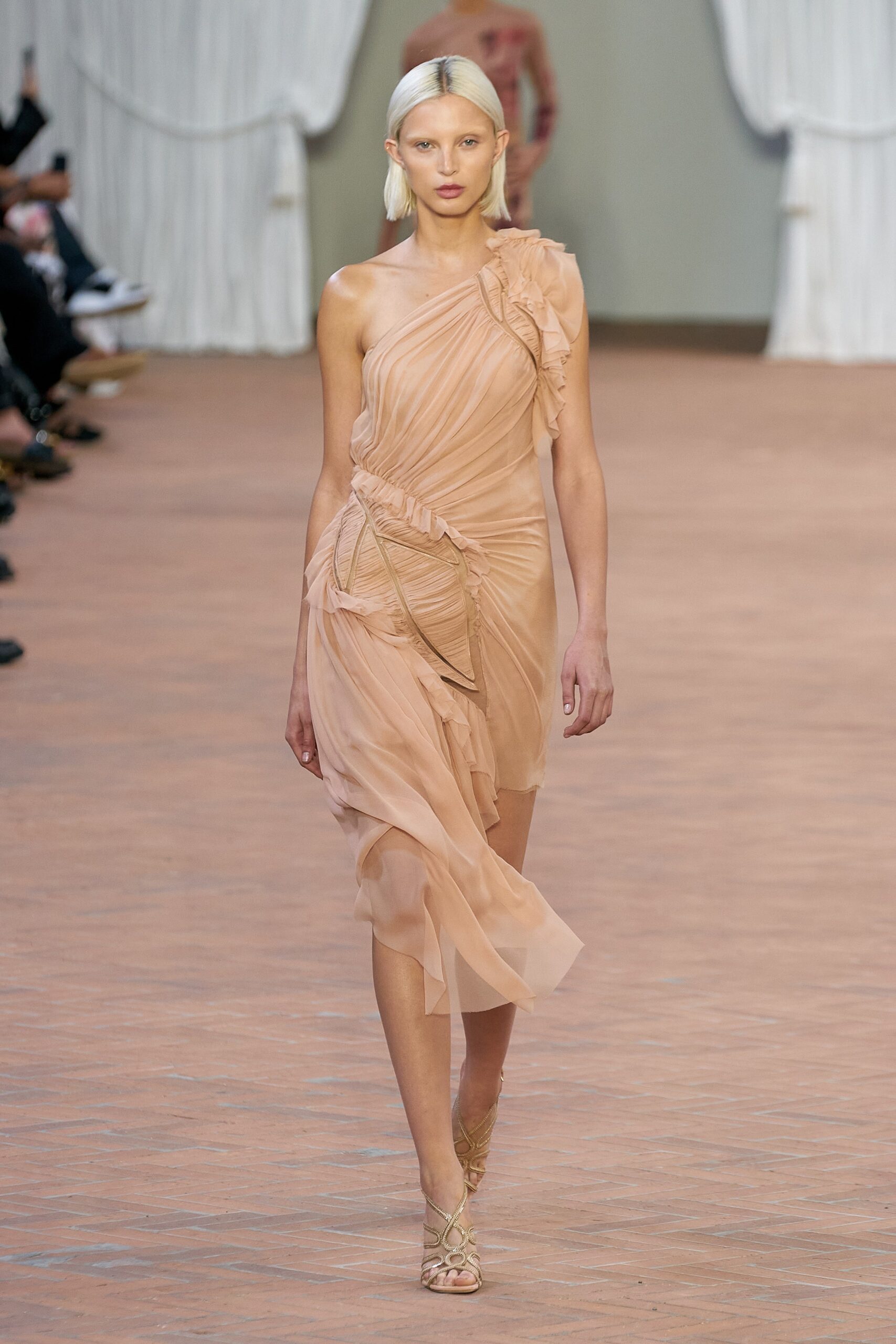 Alberta Ferretti S/S 24 Look 360