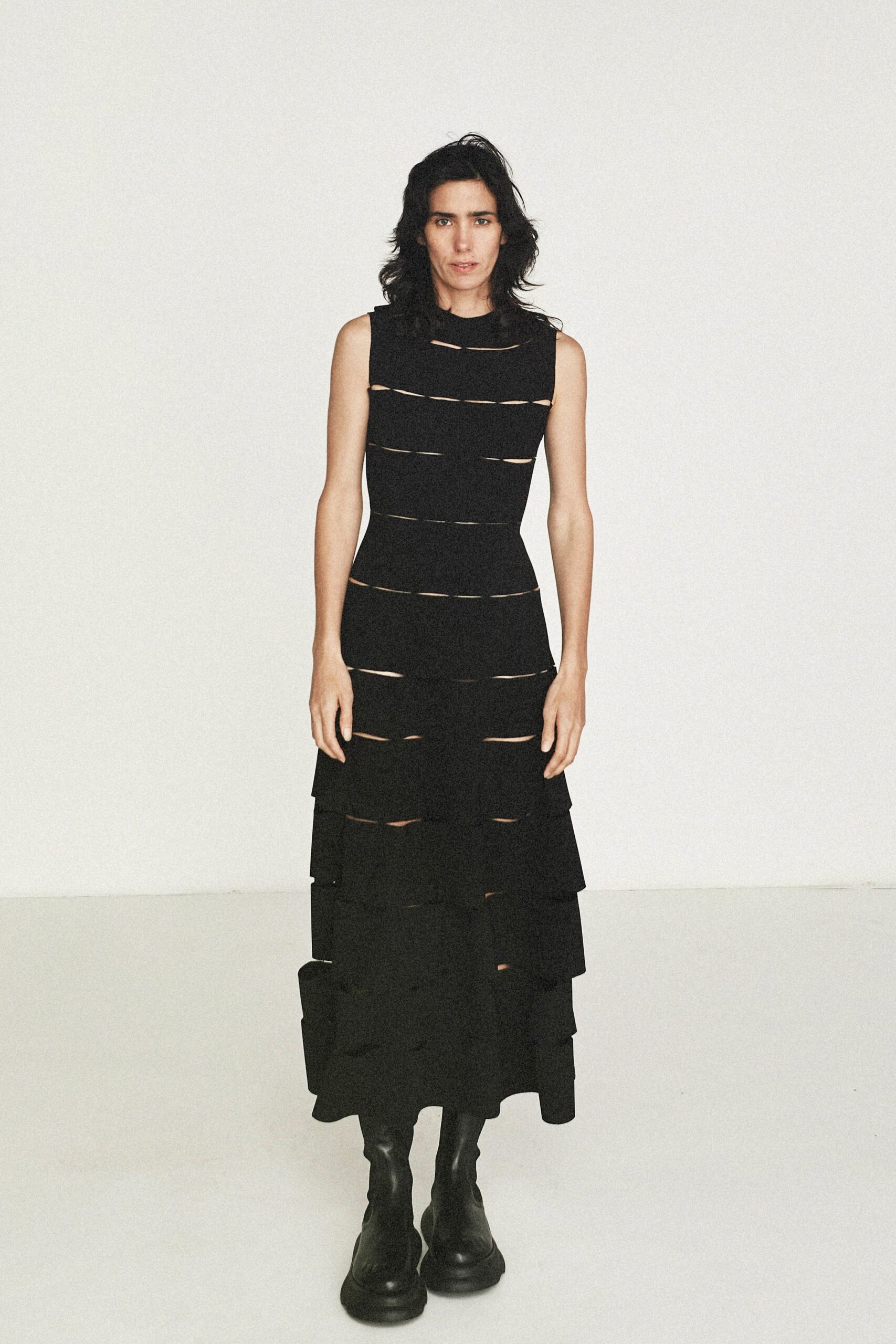 A.W.A.K.E. MODE Resort 23 Look 624