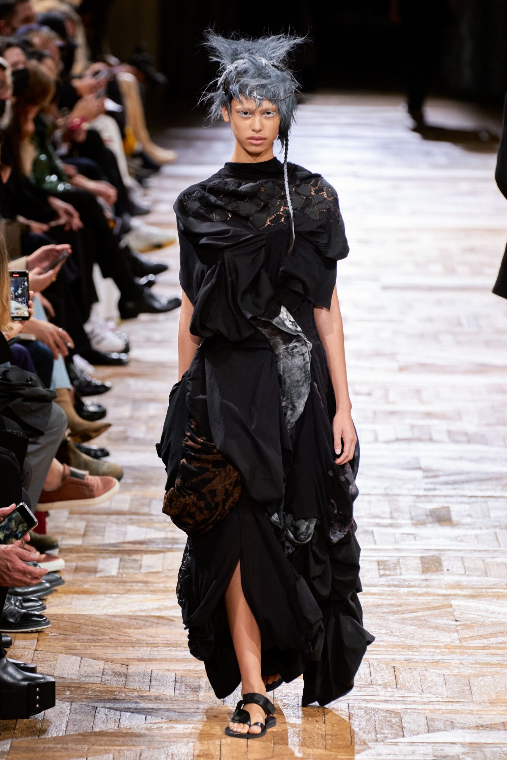 Yohji Yamamoto S/S 22 Look 36