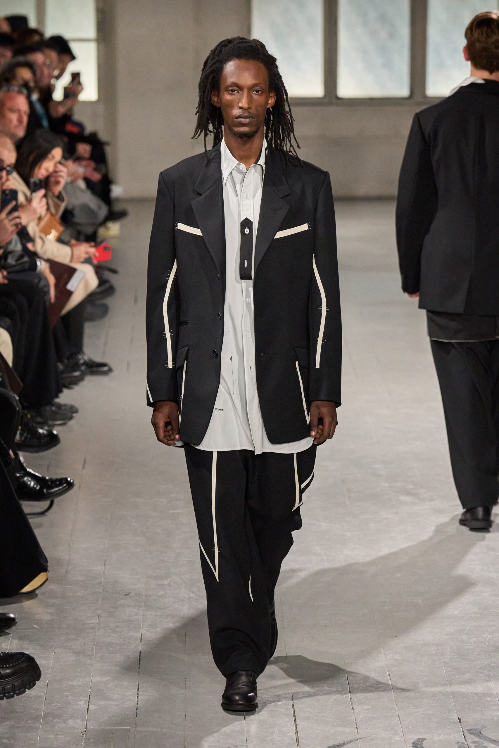 Yohji Yamamoto F/W 23 Menswear Look 36