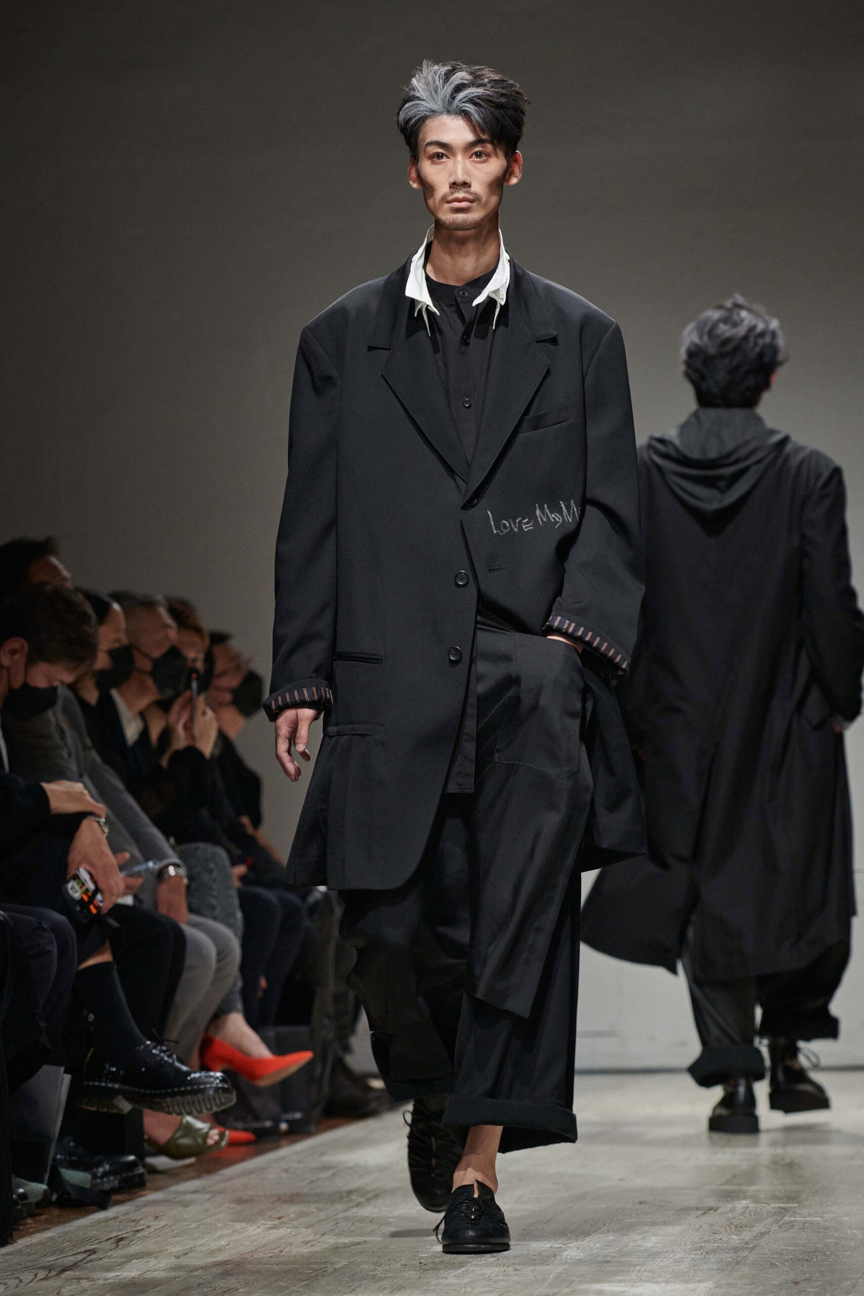 Yohji Yamamoto S/S 23 Menswear Look 36