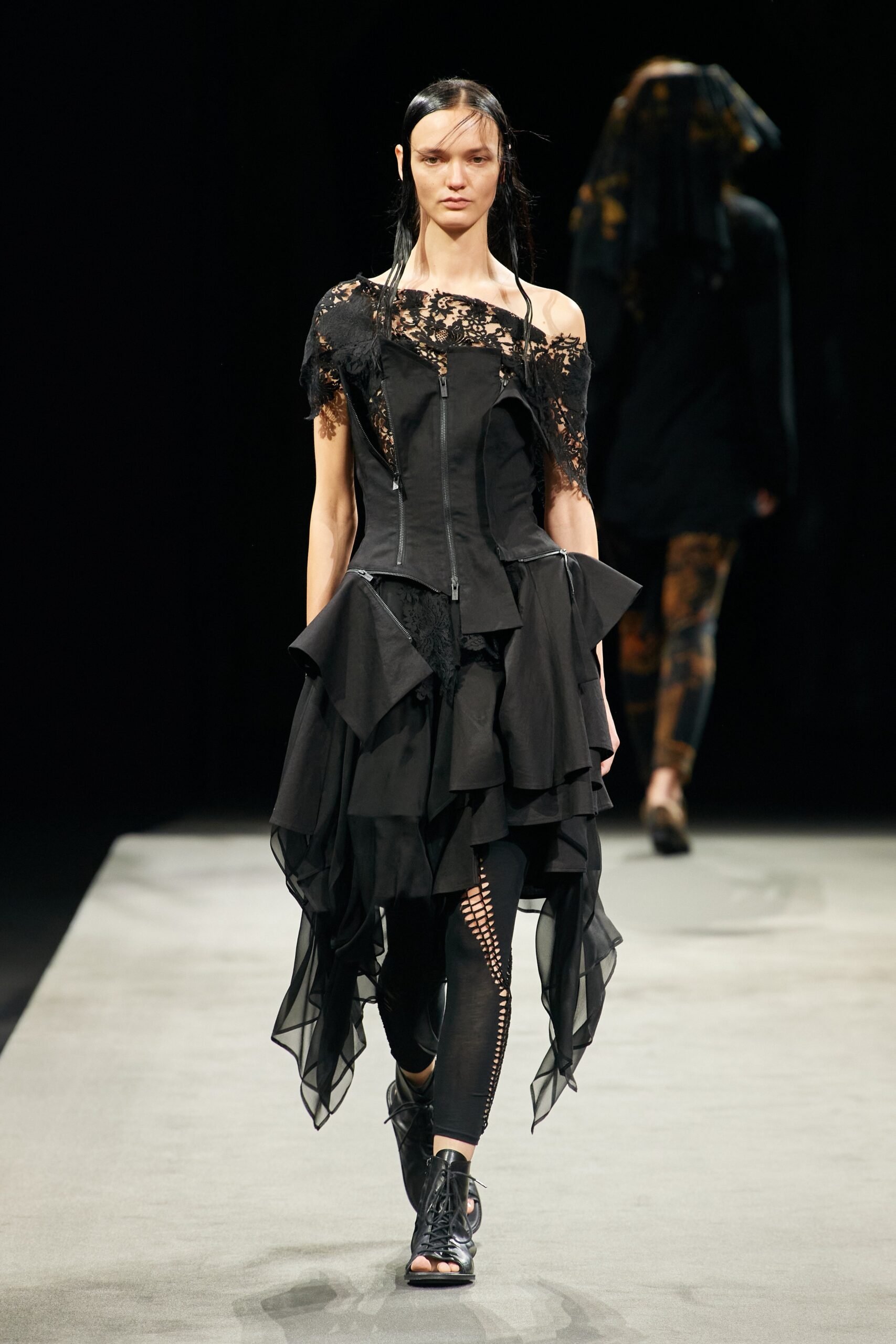 Yohji Yamamoto S/S 23 Look 36