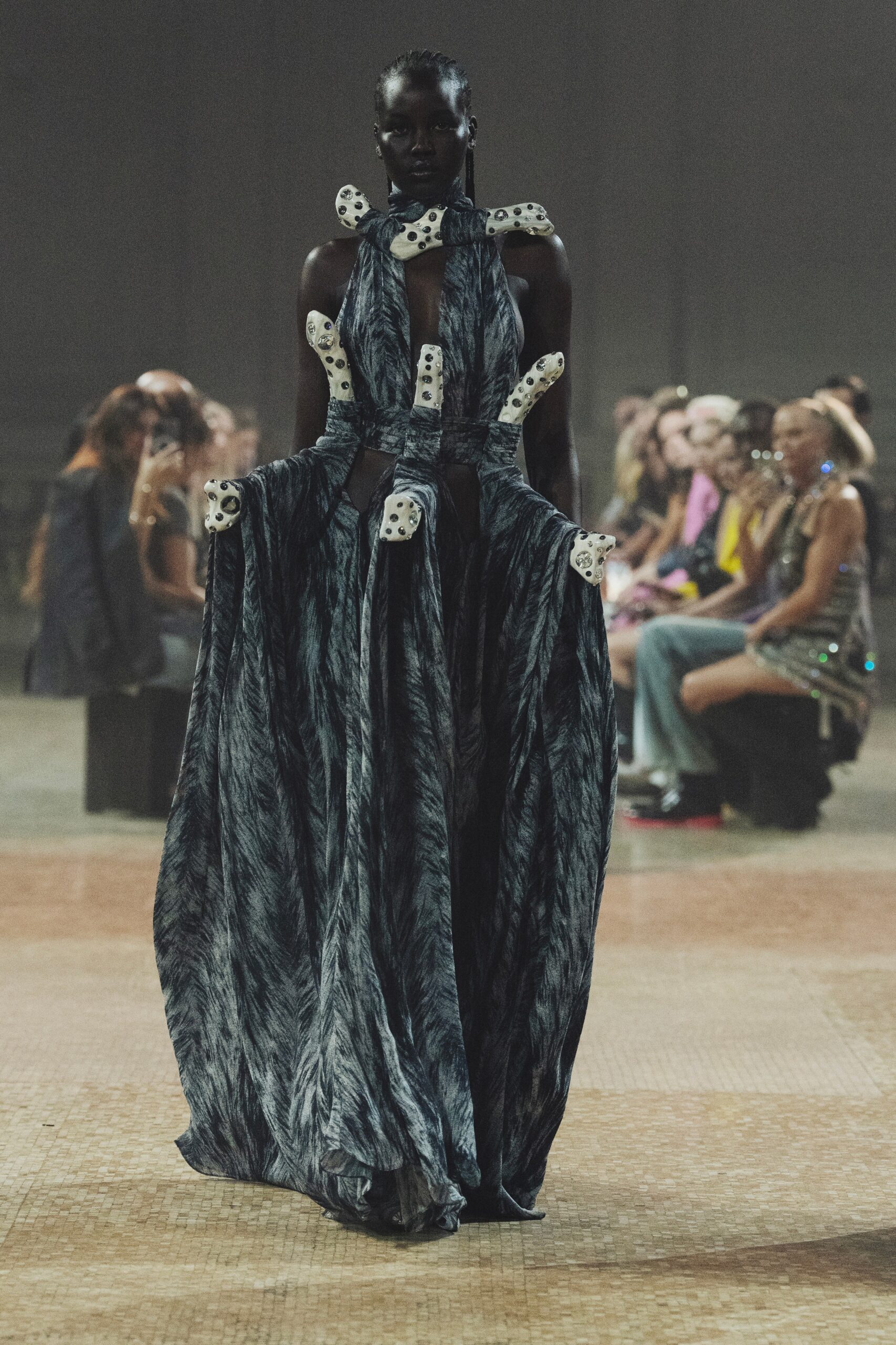 Area F/W 23 Look 488