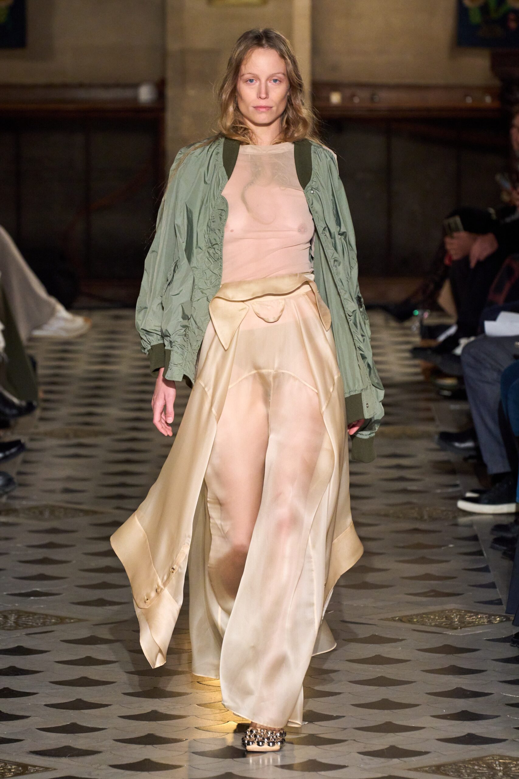 A.W.A.K.E. MODE S/S 23 Look 609