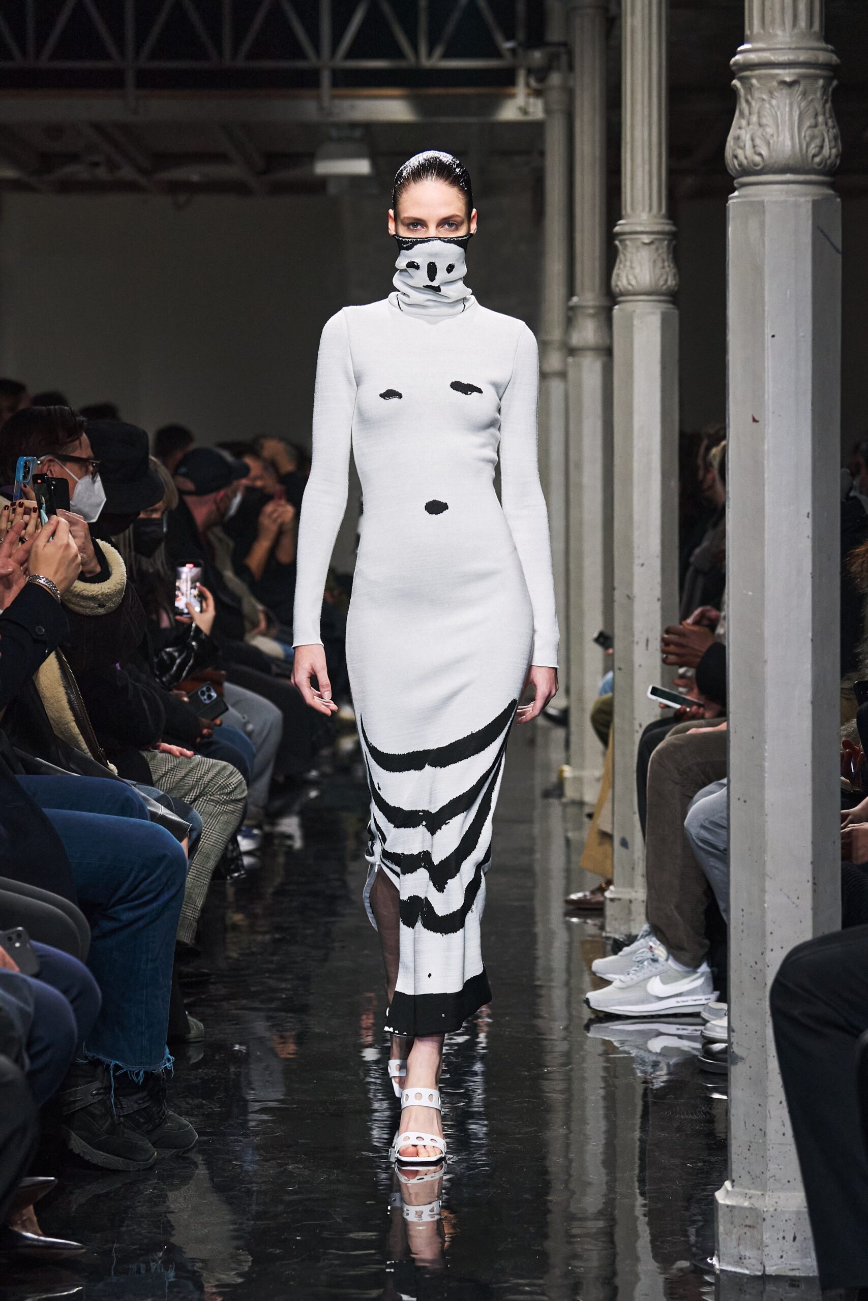 Alaïa F/W 22 Look 707