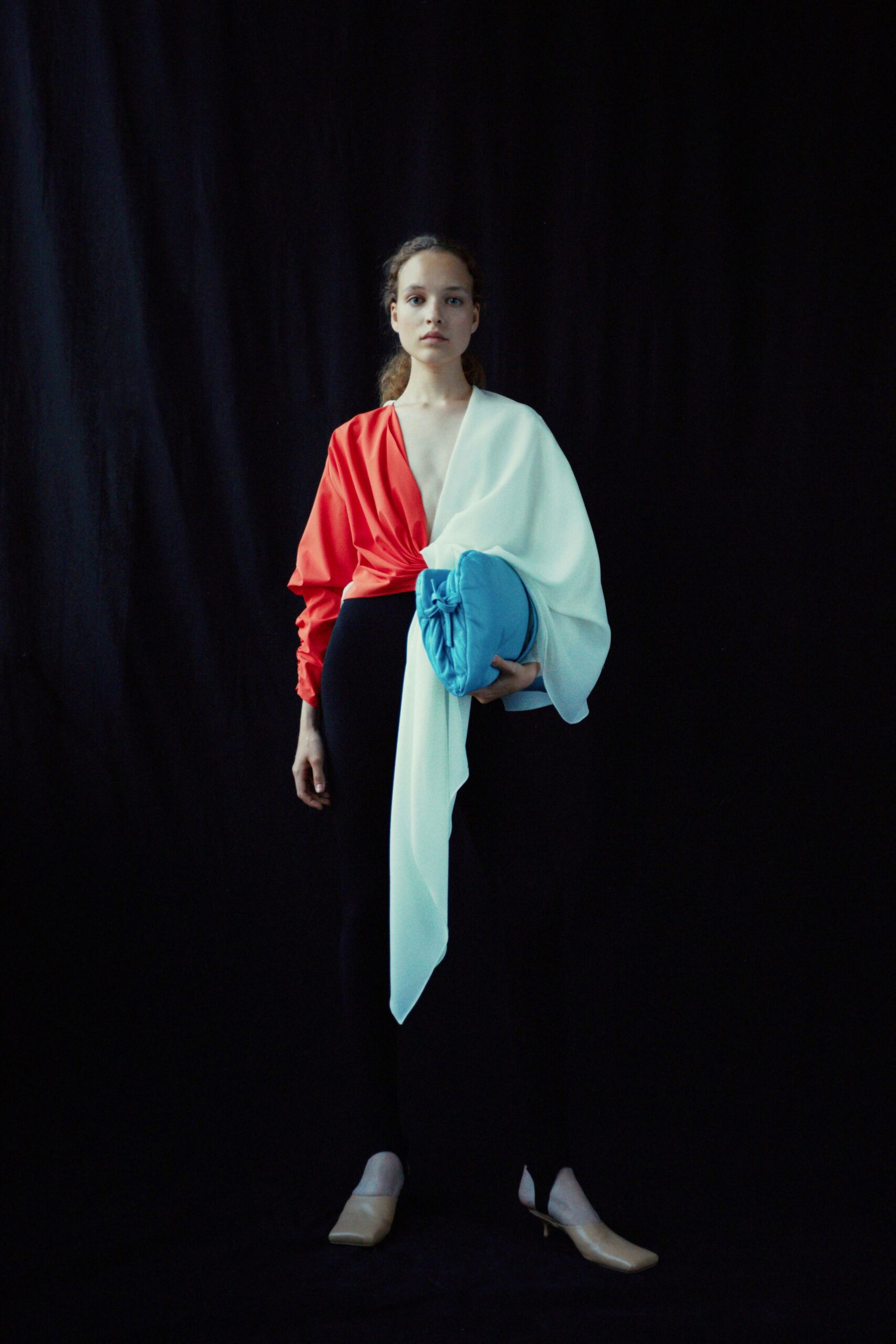 A.W.A.K.E. MODE Resort 20 Look 431