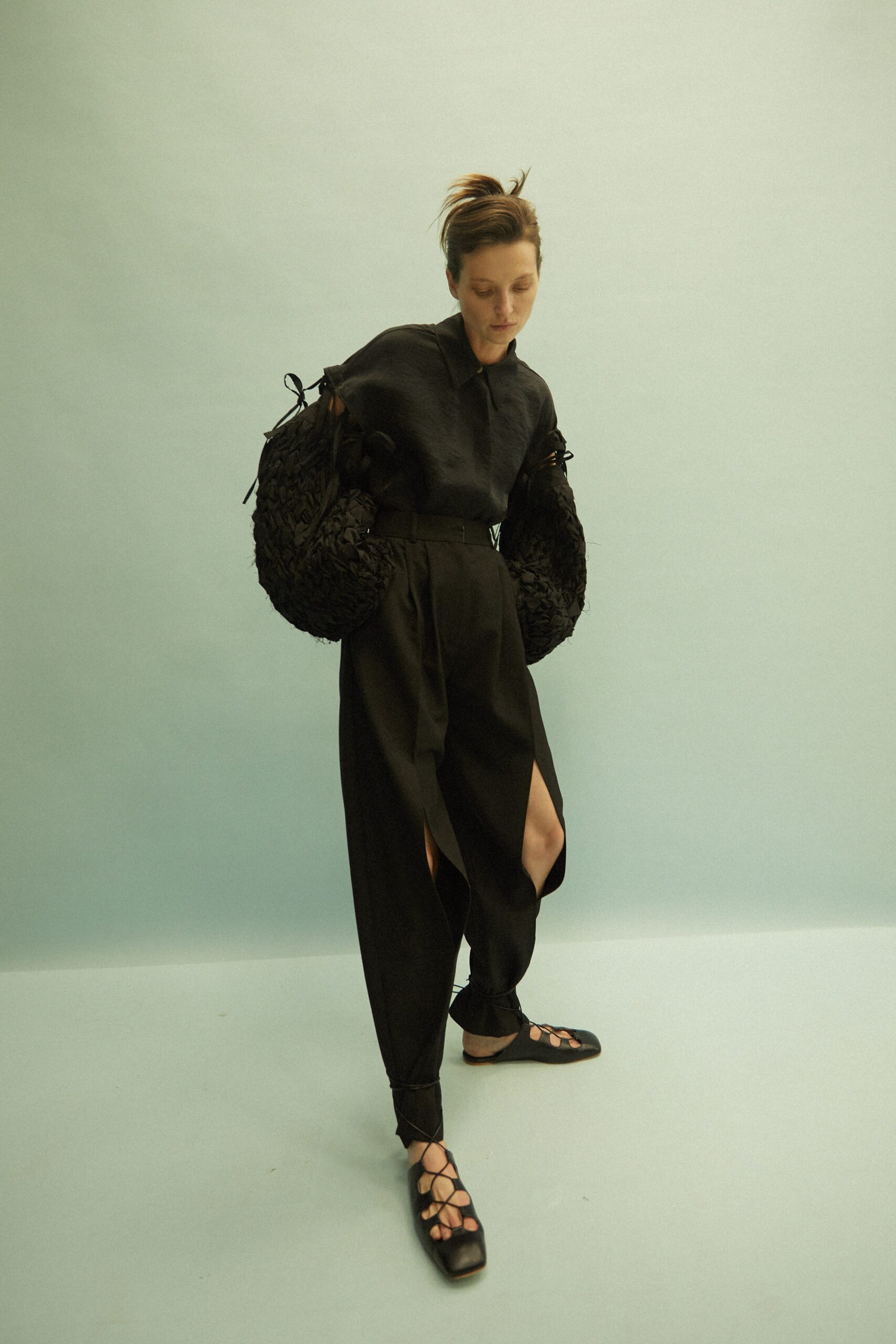 A.W.A.K.E. MODE S/S 22 Look 623