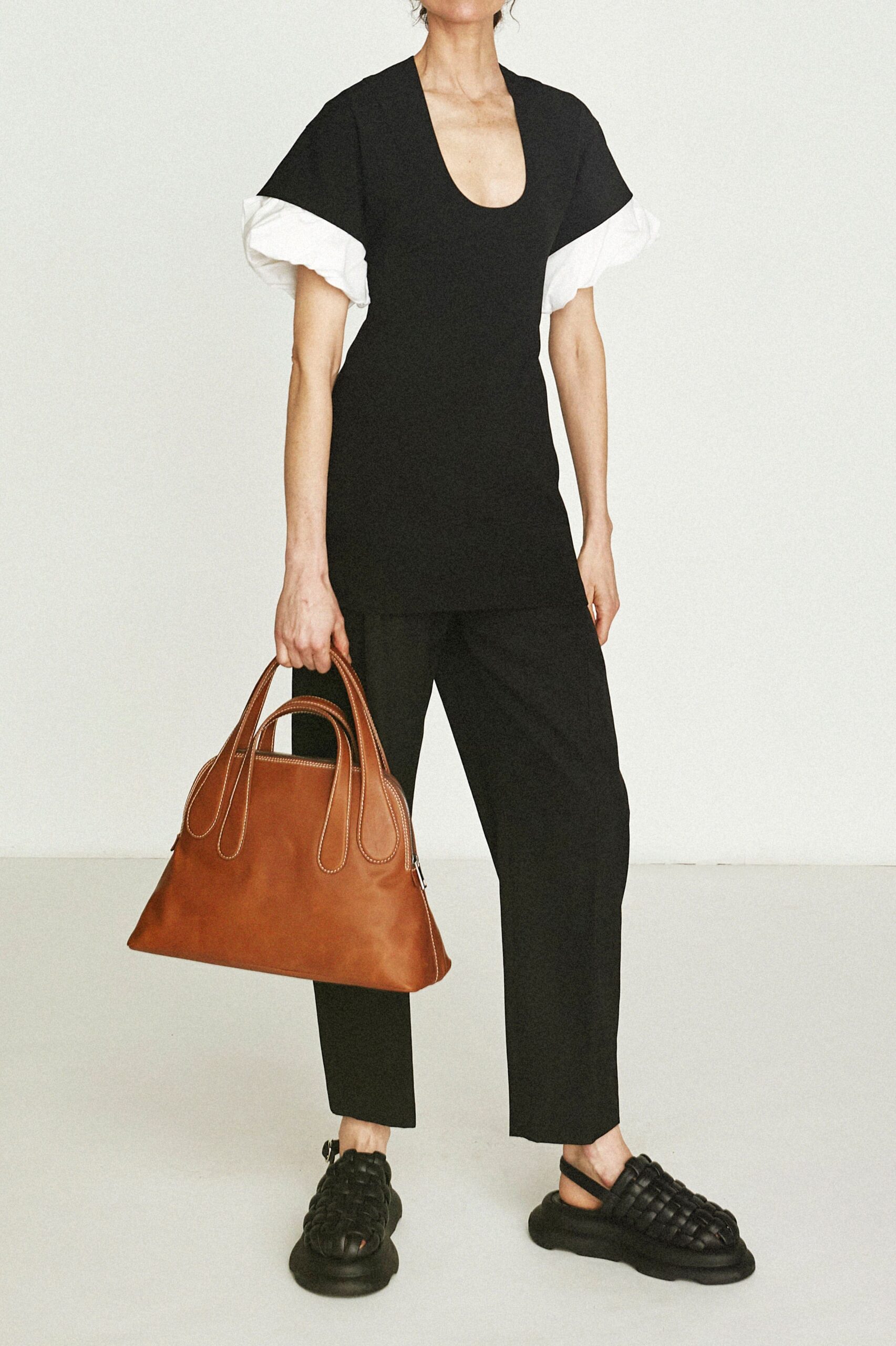 A.W.A.K.E. MODE Resort 23 Look 683