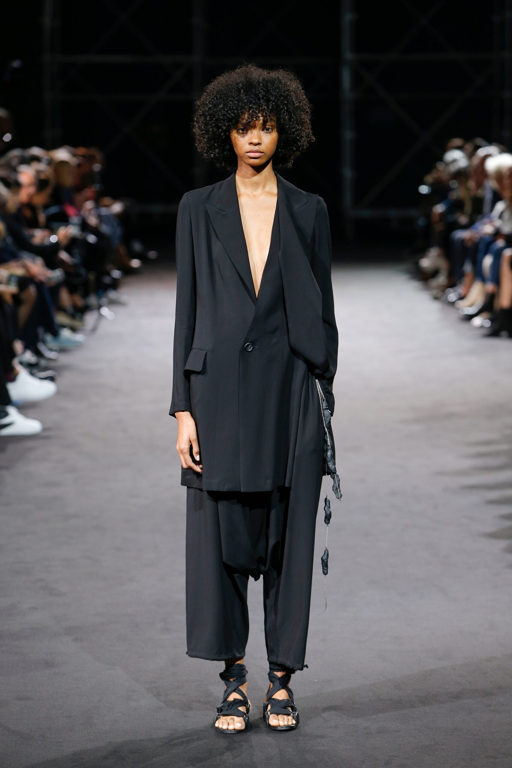 Yohji Yamamoto S/S 19 Look 3