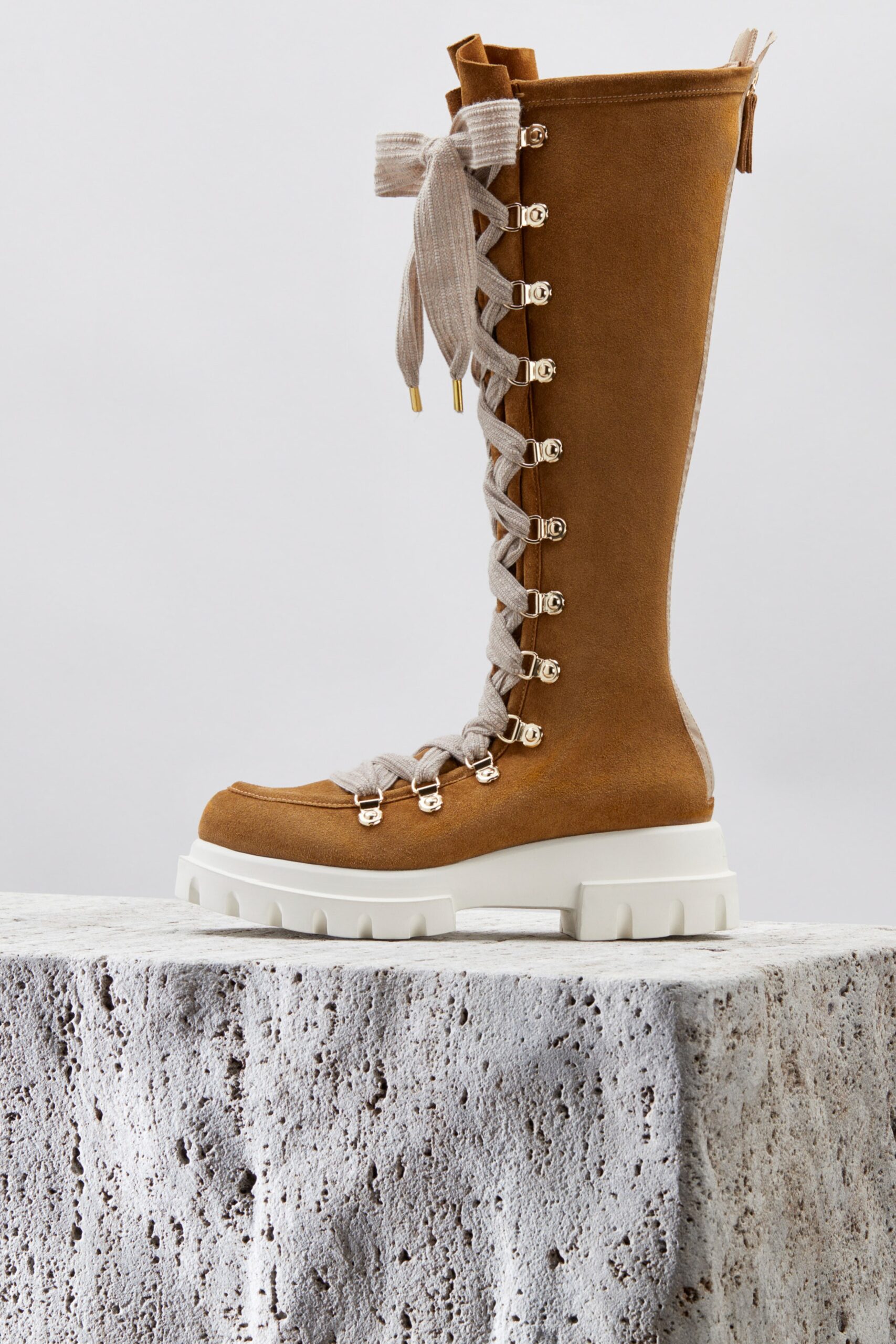 AGL F/W 21 Look 580