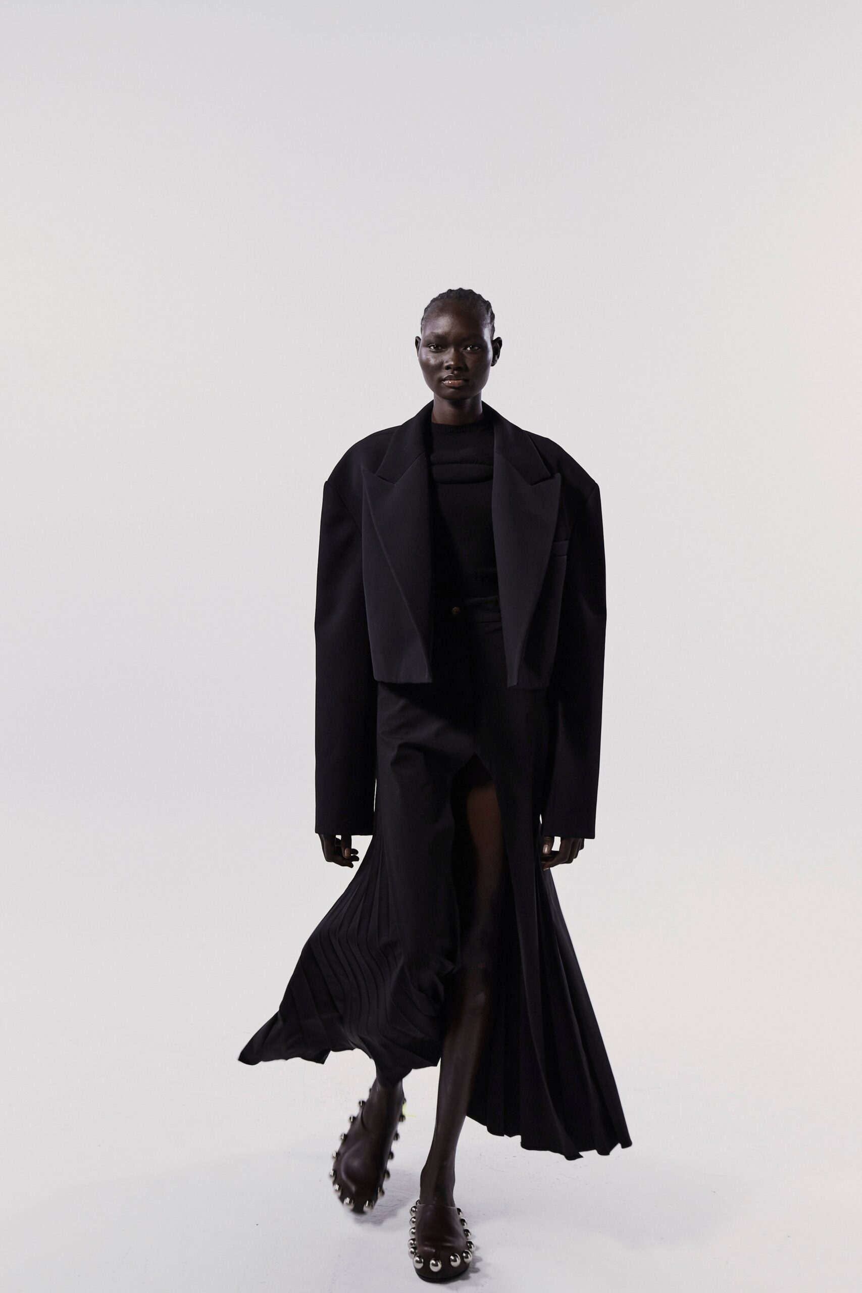 A.W.A.K.E. MODE S/S 24 Look 583