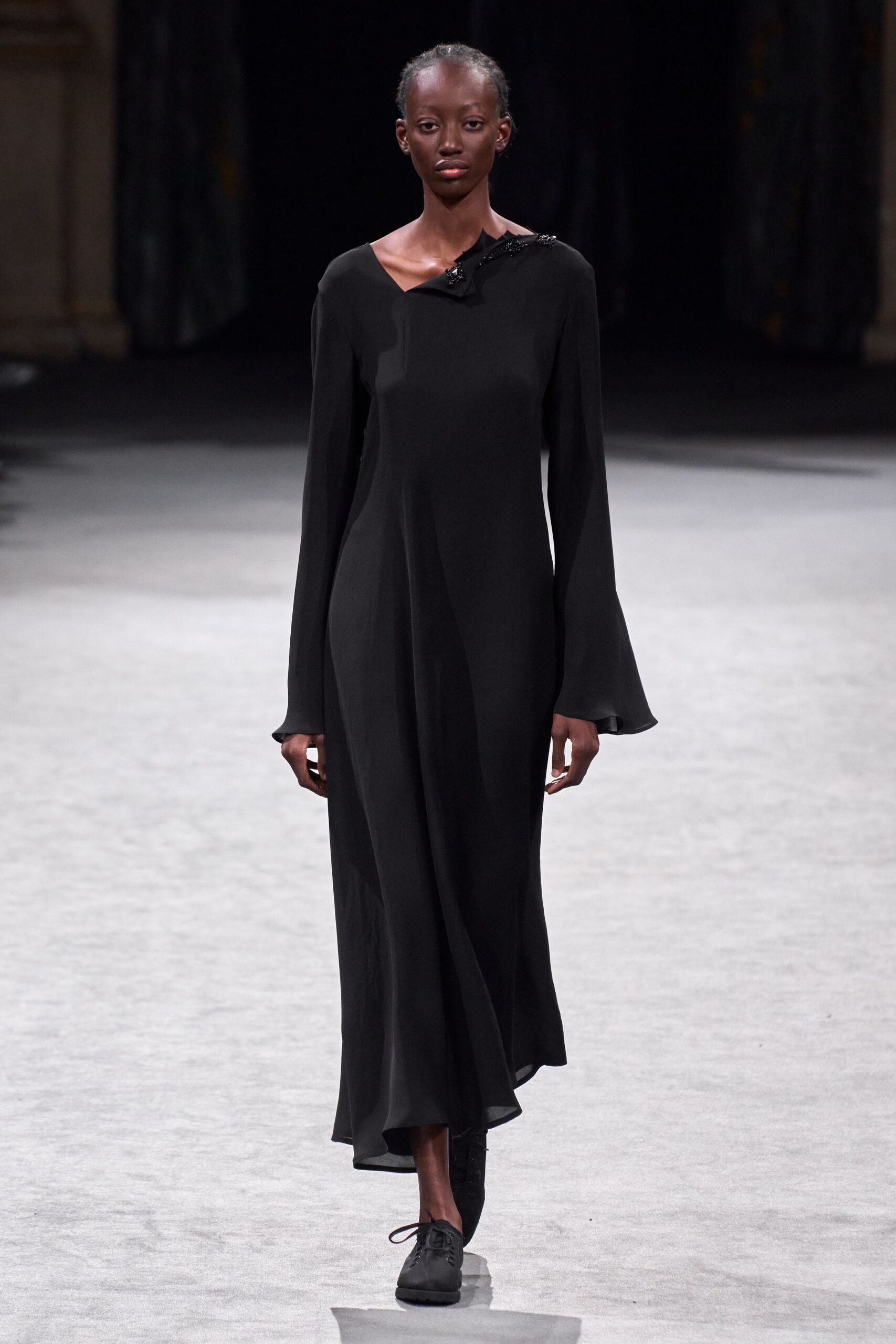 Yohji Yamamoto F/W 23 Look 40